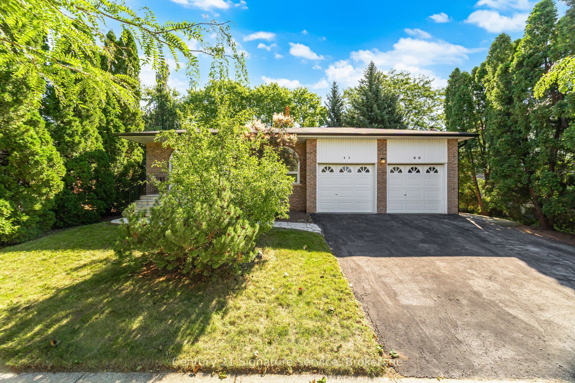 1166 Grand Boulevard Property Photo 1