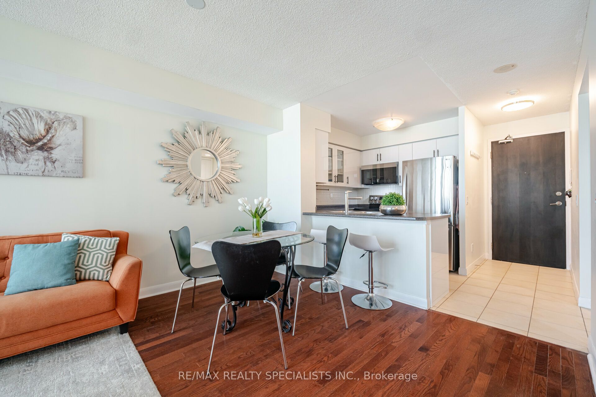 235 Sherway Gardens Road 1609 Property Photo 10