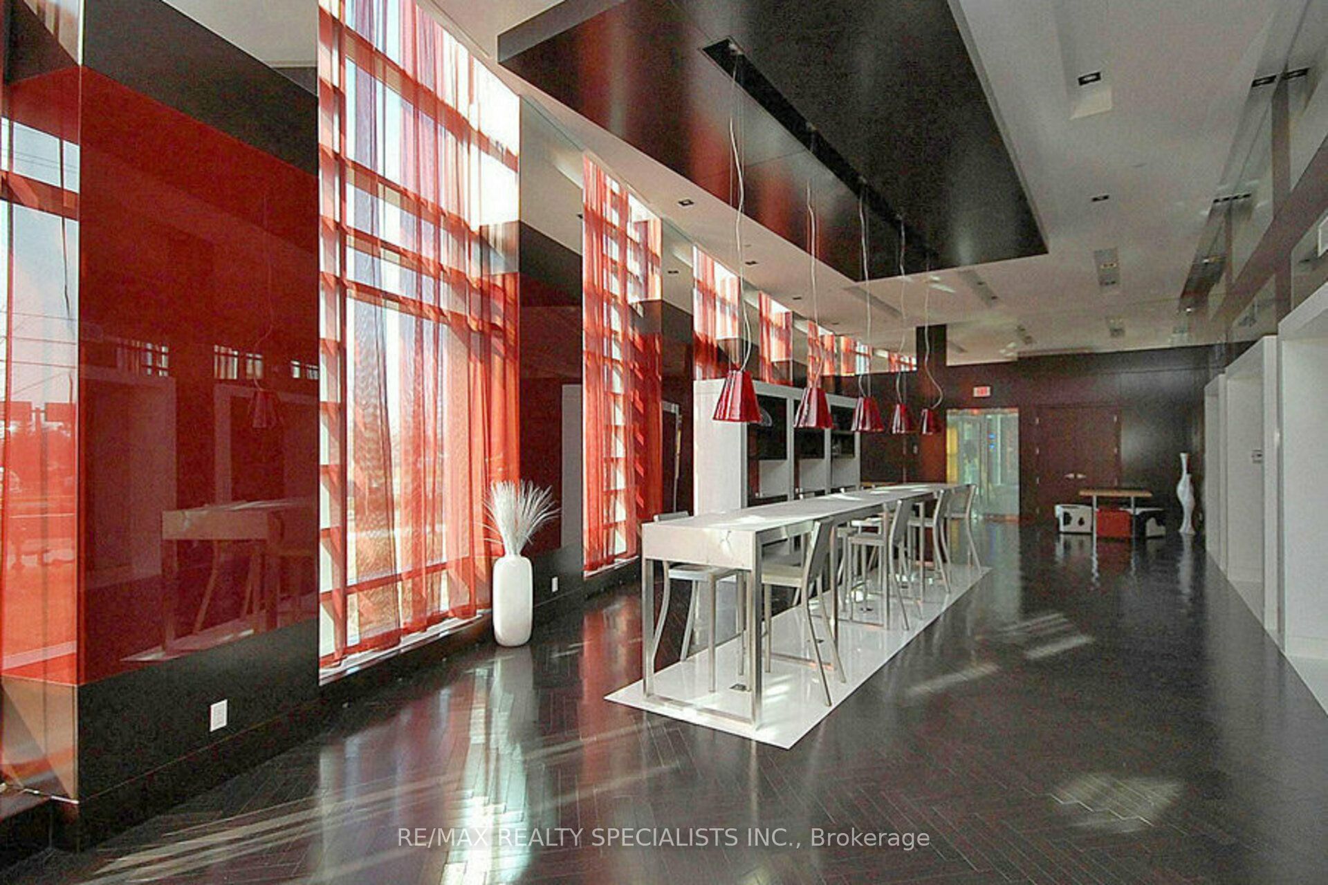 235 Sherway Gardens Road 1609 Property Photo 40