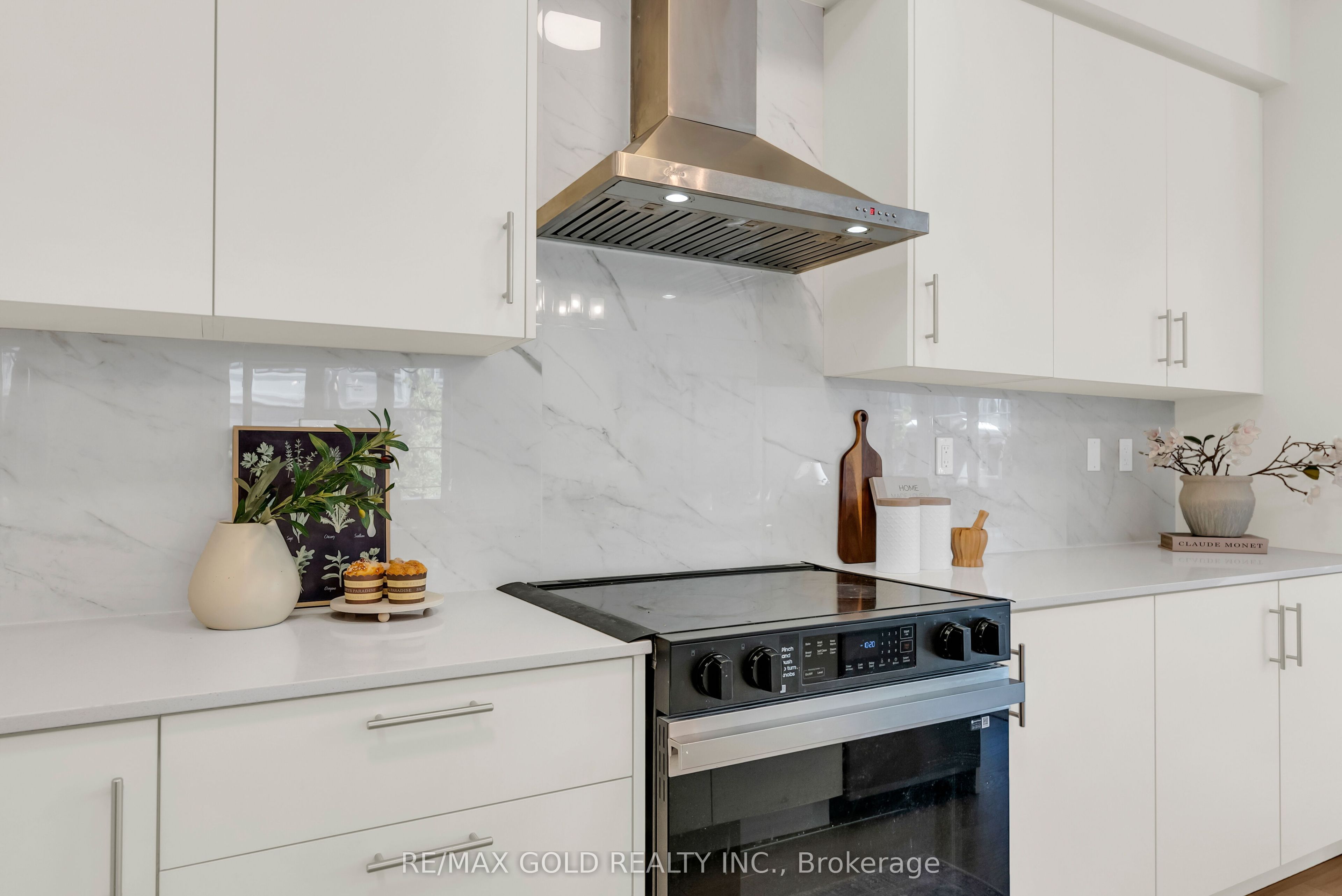472 Celandine Terrace Property Photo 17