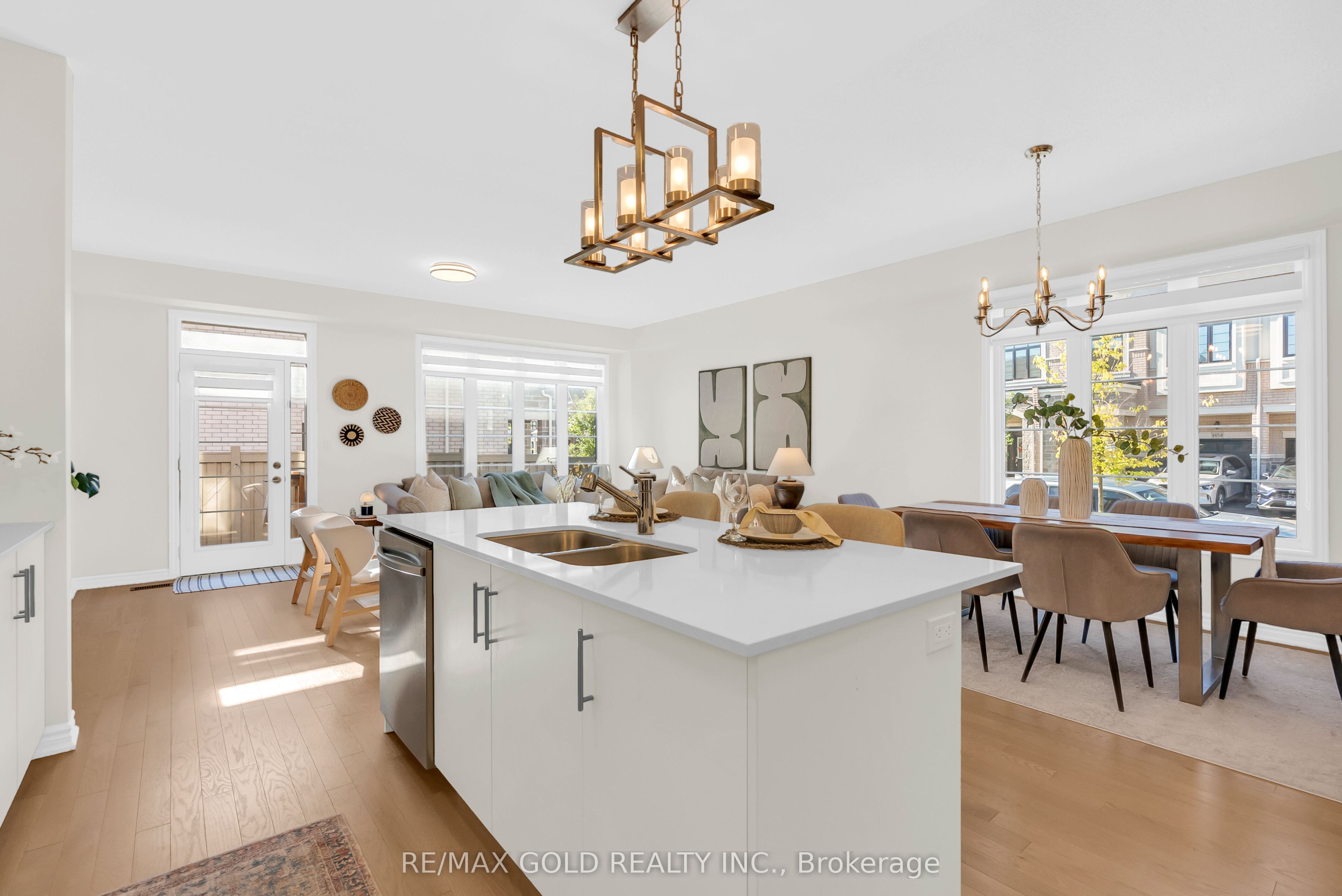 472 Celandine Terrace Property Photo 18