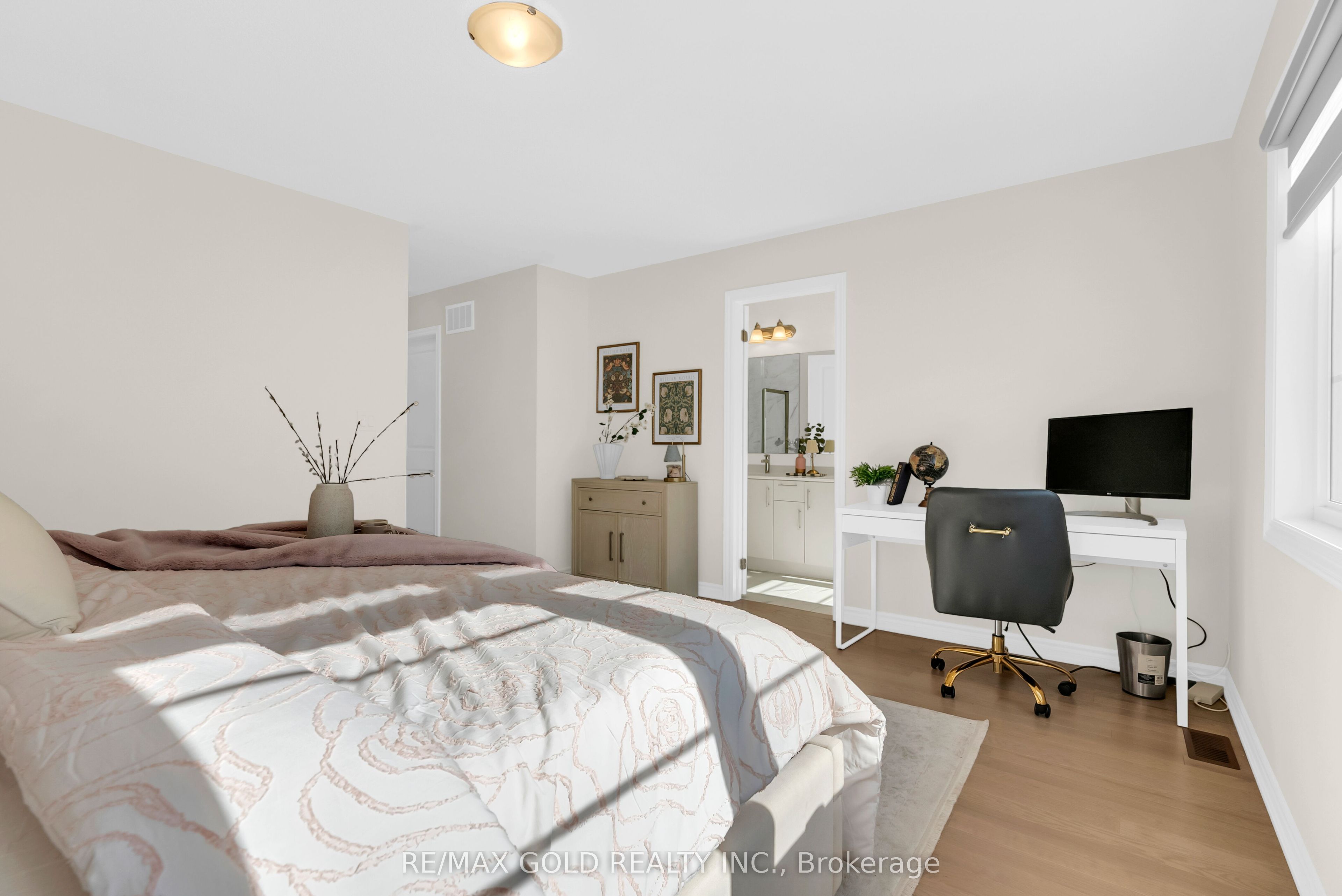 472 Celandine Terrace Property Photo 24