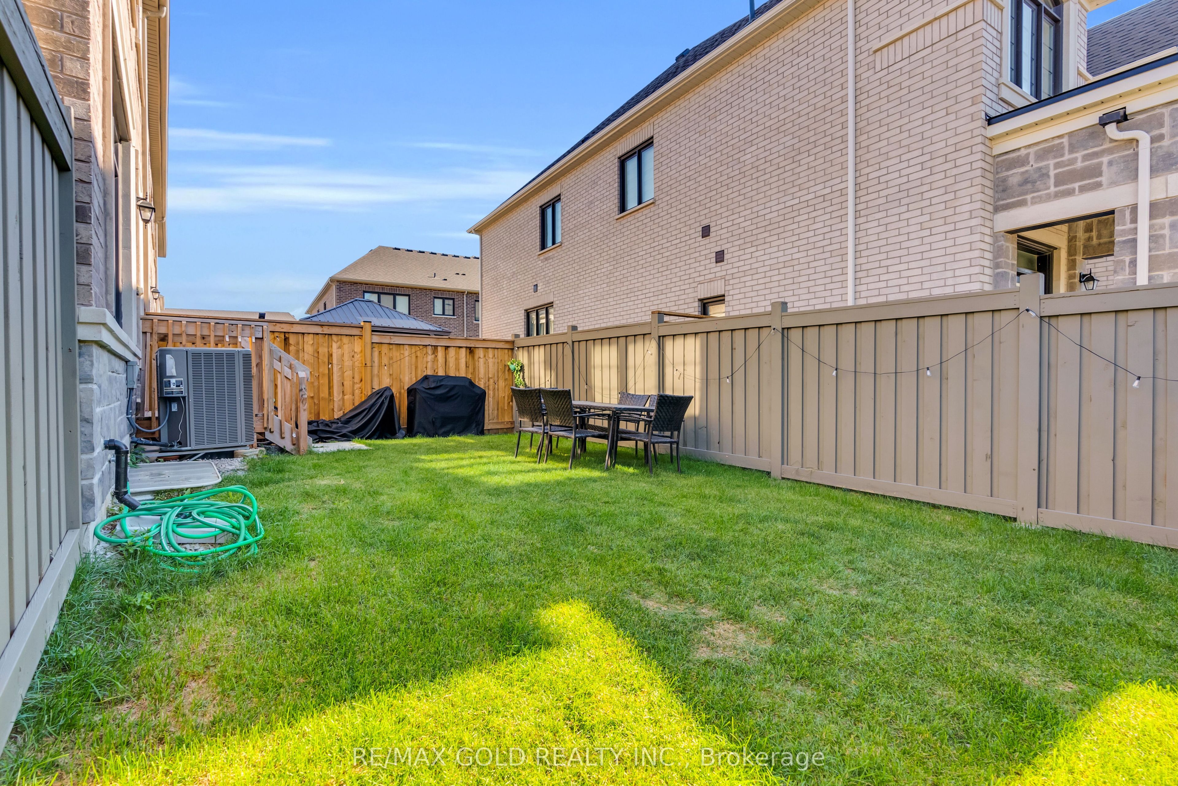 472 Celandine Terrace Property Photo 35
