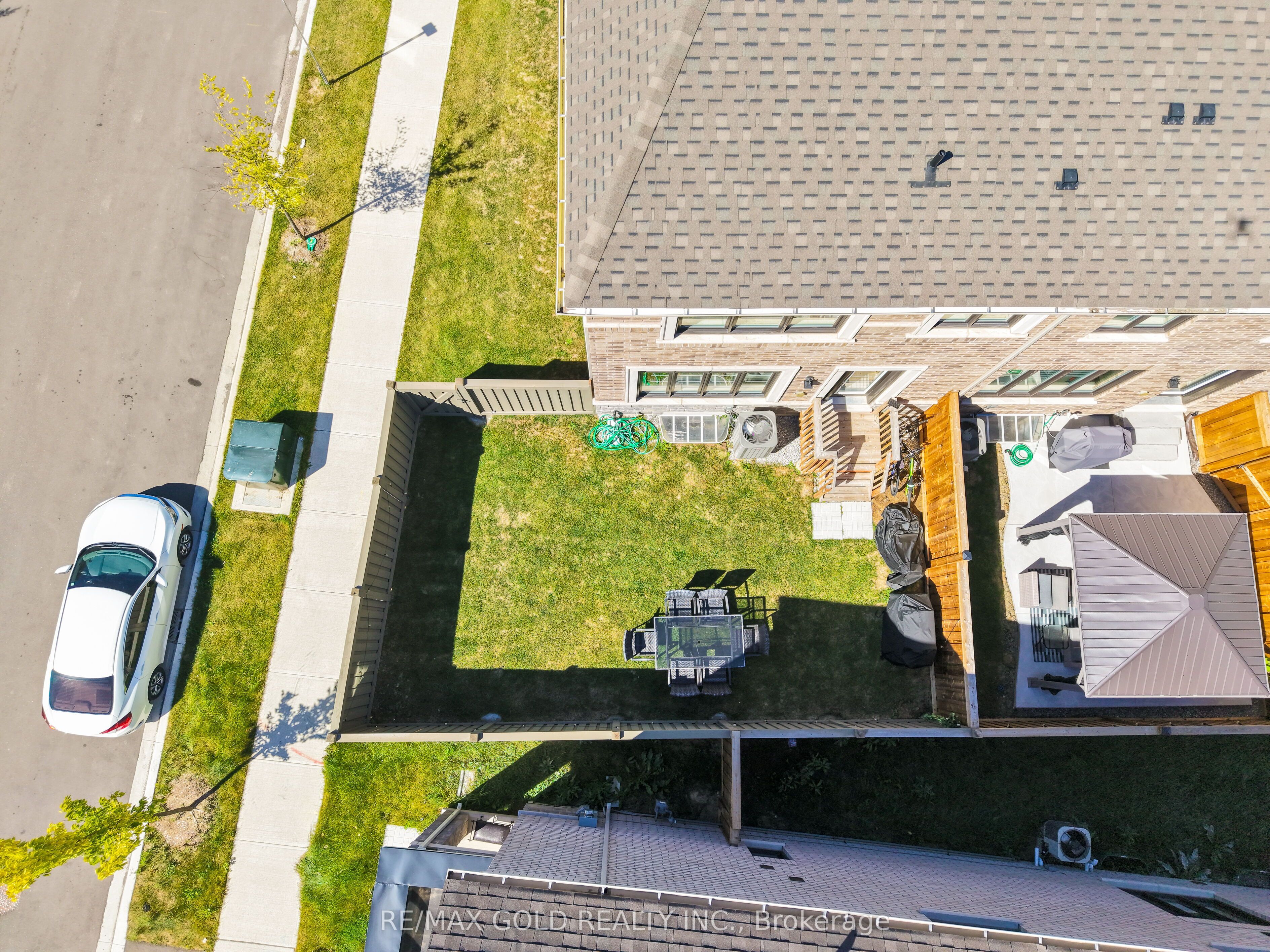 472 Celandine Terrace Property Photo 39