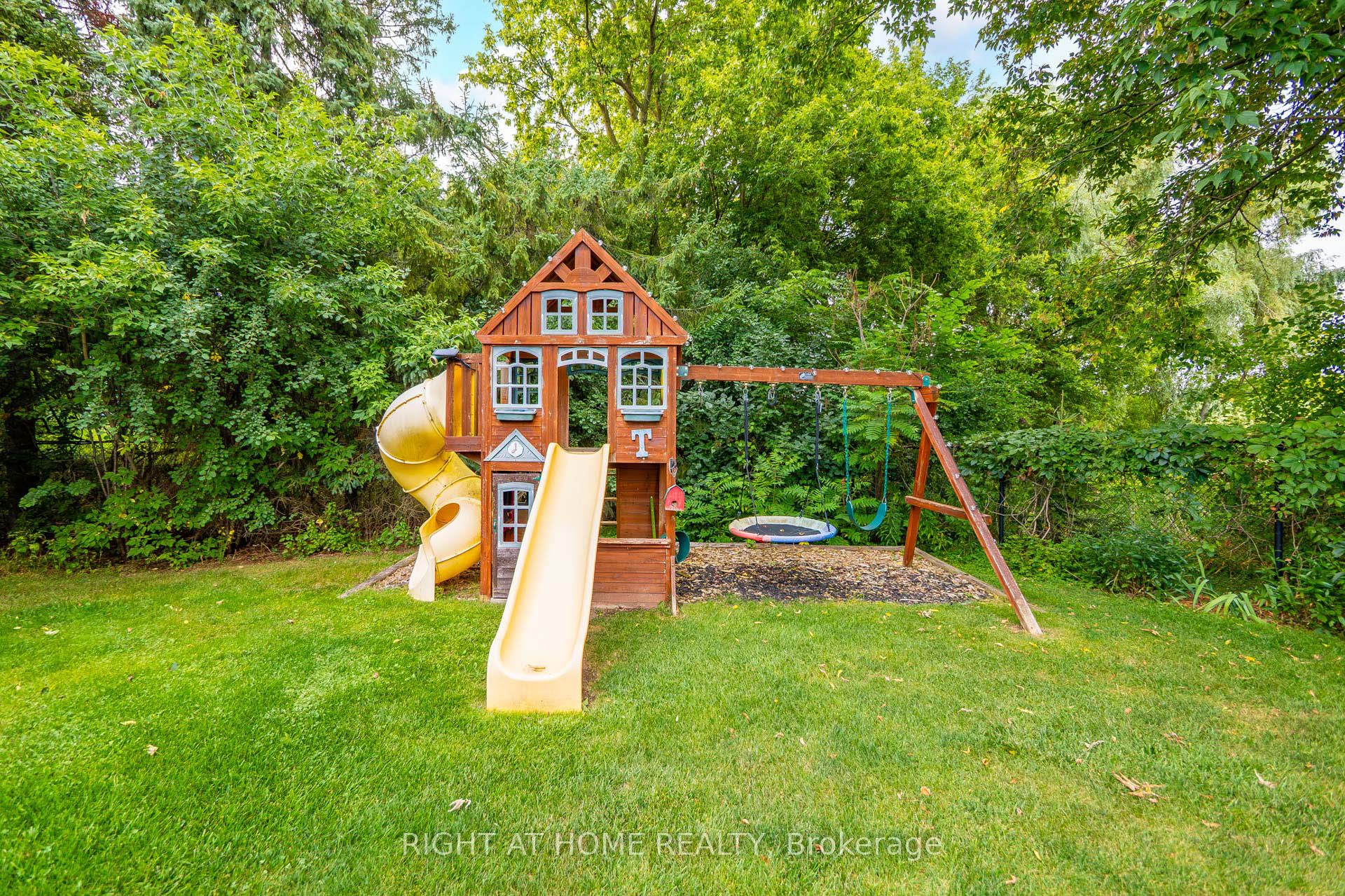 11749 Tenth Line Property Photo 43