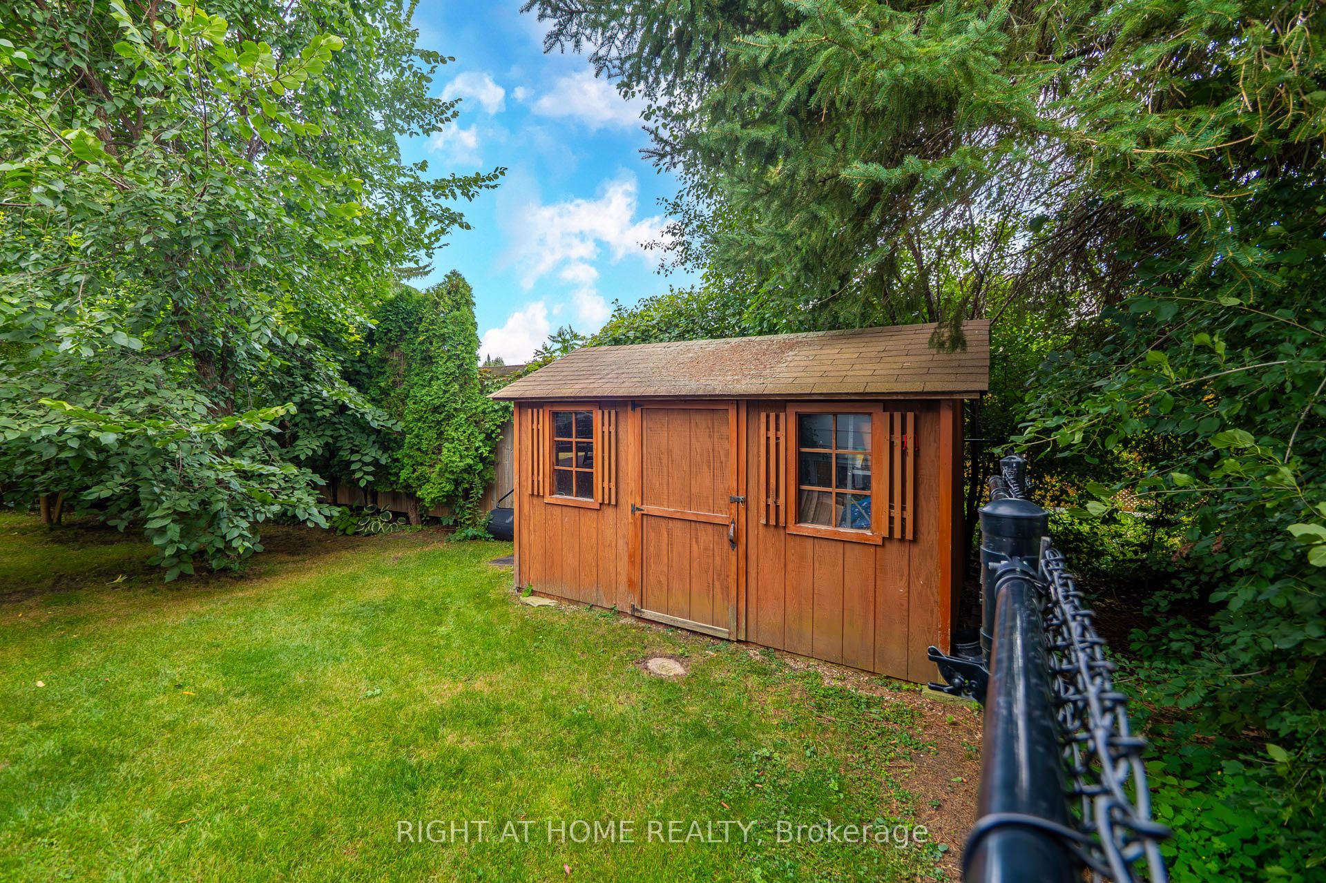 11749 Tenth Line Property Photo 44