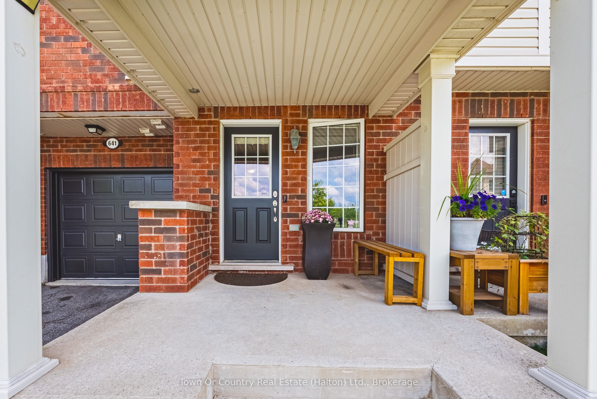 641 Speyer Circle Property Photo 4