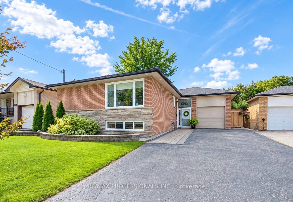 103 West Deane Park Drive Property Photo 1