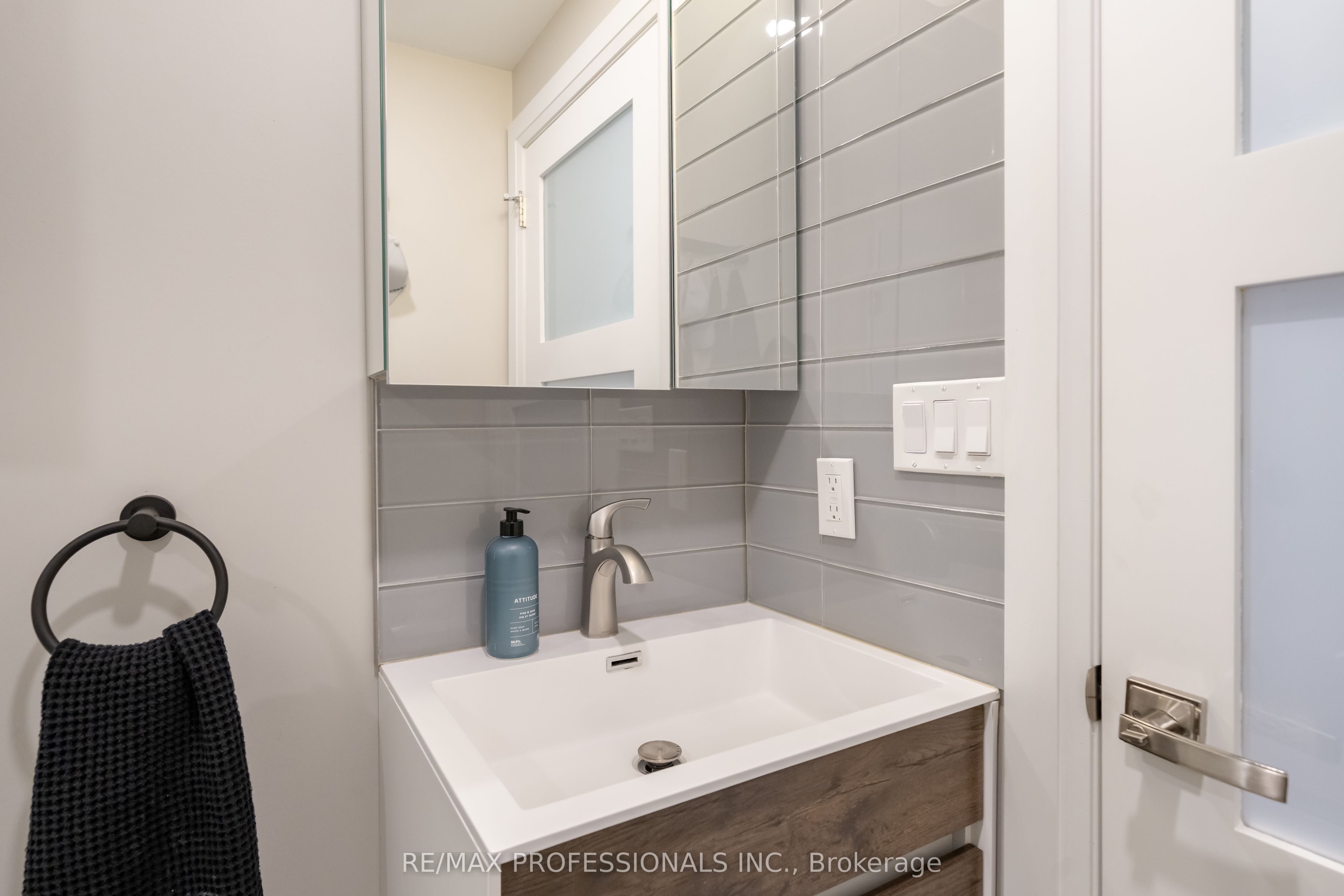 103 West Deane Park Drive Property Photo 36