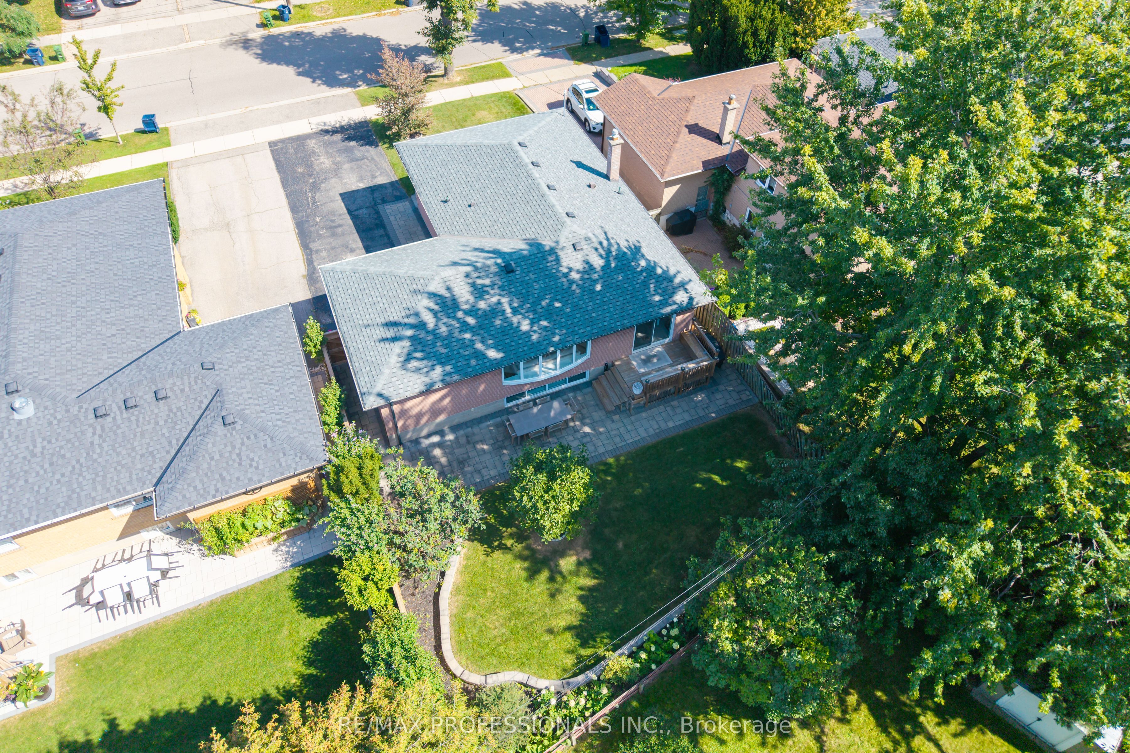 103 West Deane Park Drive Property Photo 45