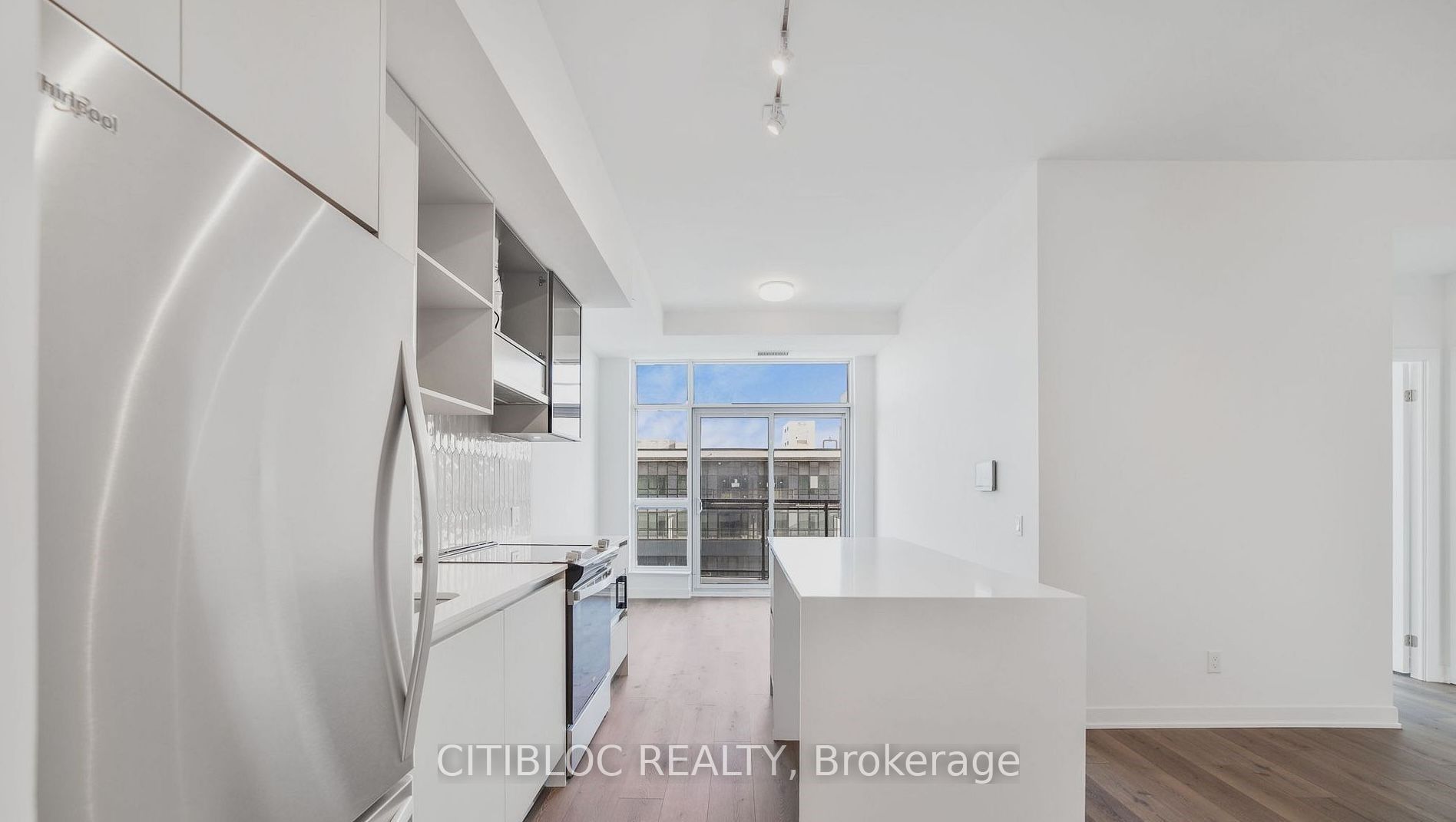 405 Dundas Street W Ph09 Property Photo 11