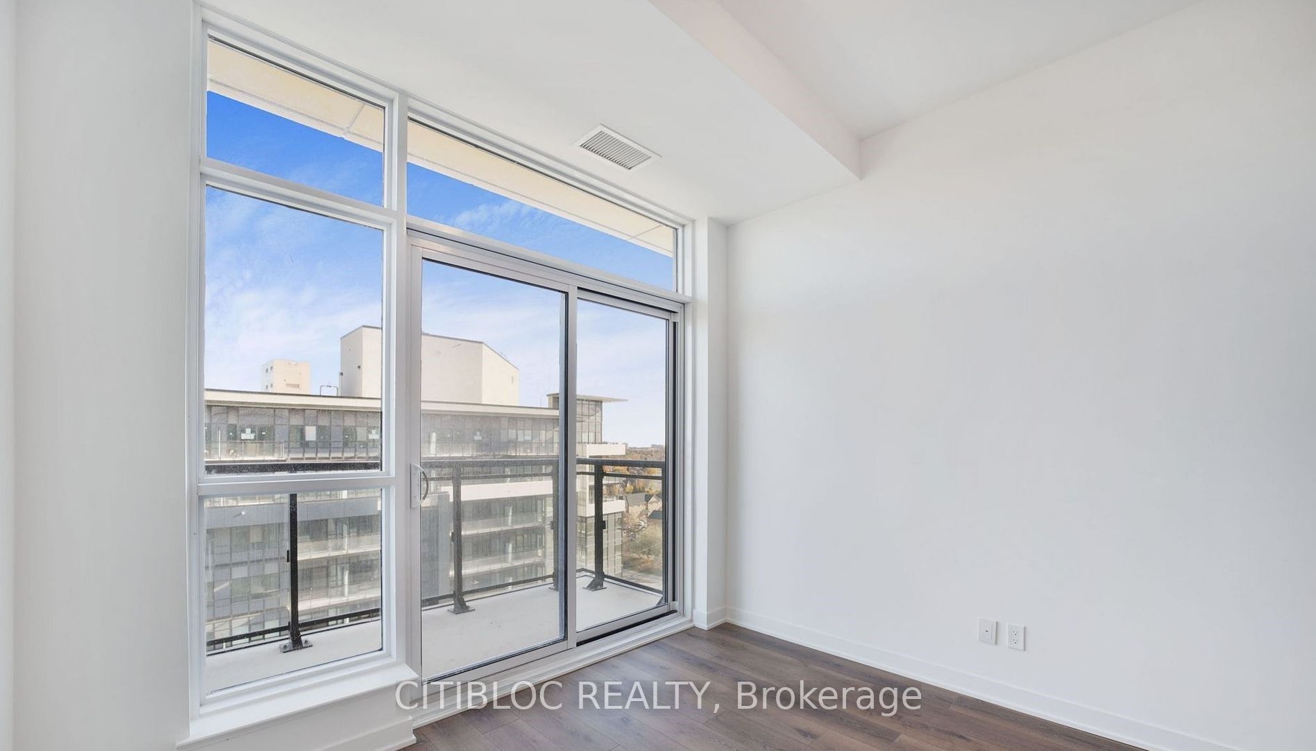 405 Dundas Street W Ph09 Property Photo 12