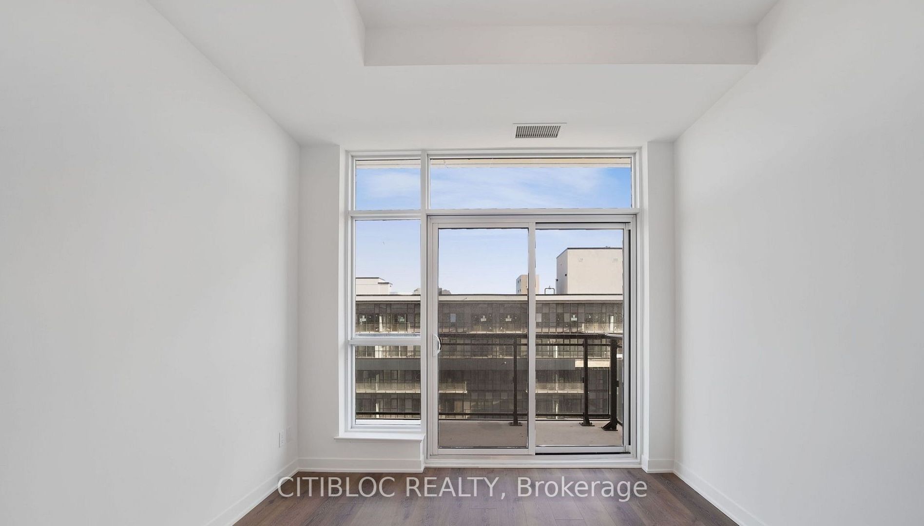 405 Dundas Street W Ph09 Property Photo 20