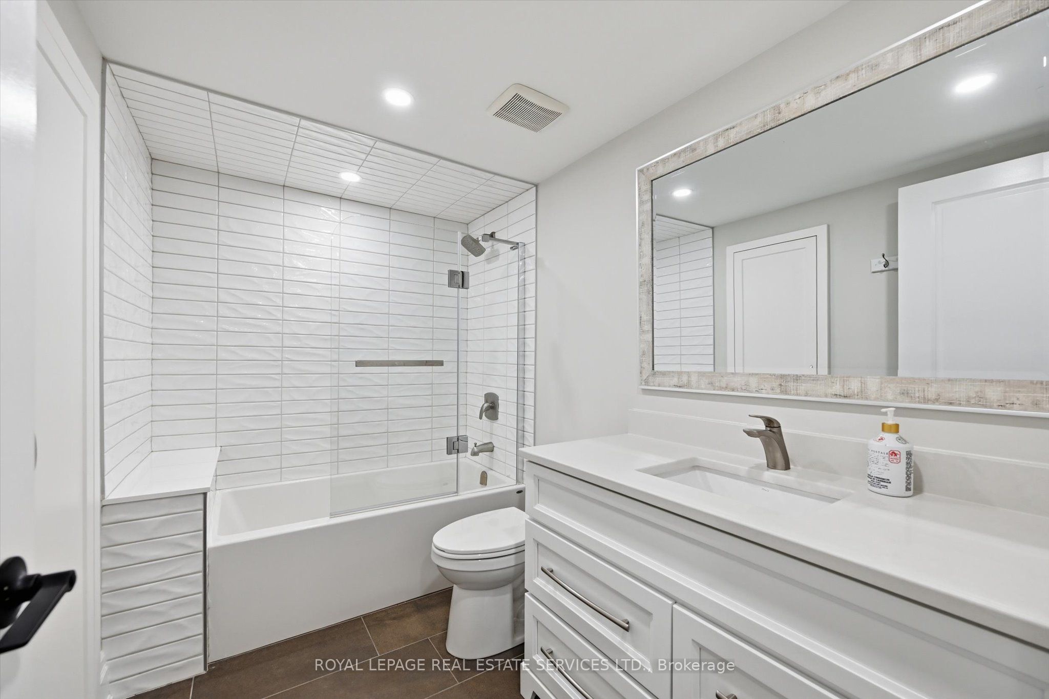 1601 Venetia Drive Property Photo 38