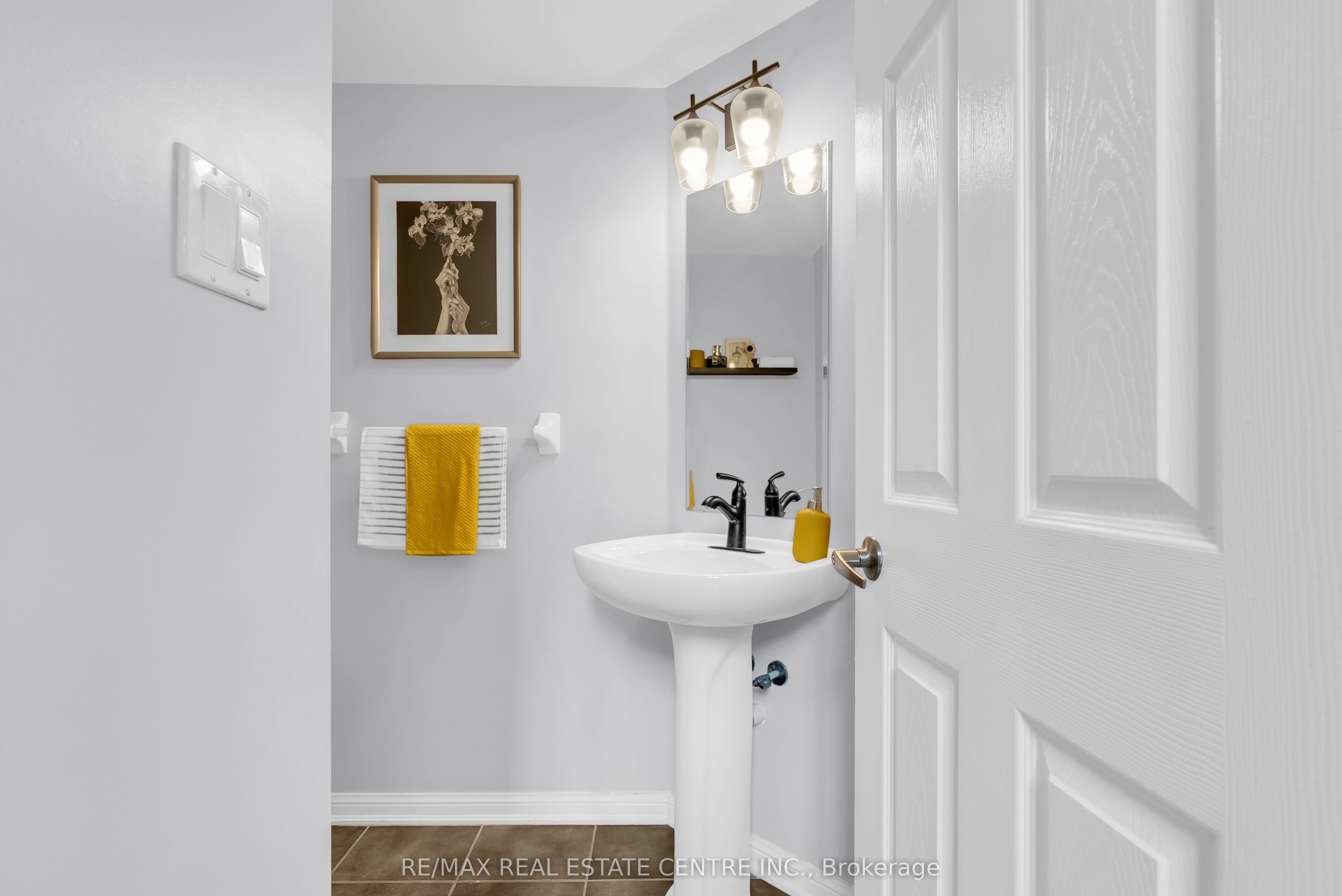 2435 Coho Way N Property Photo 20