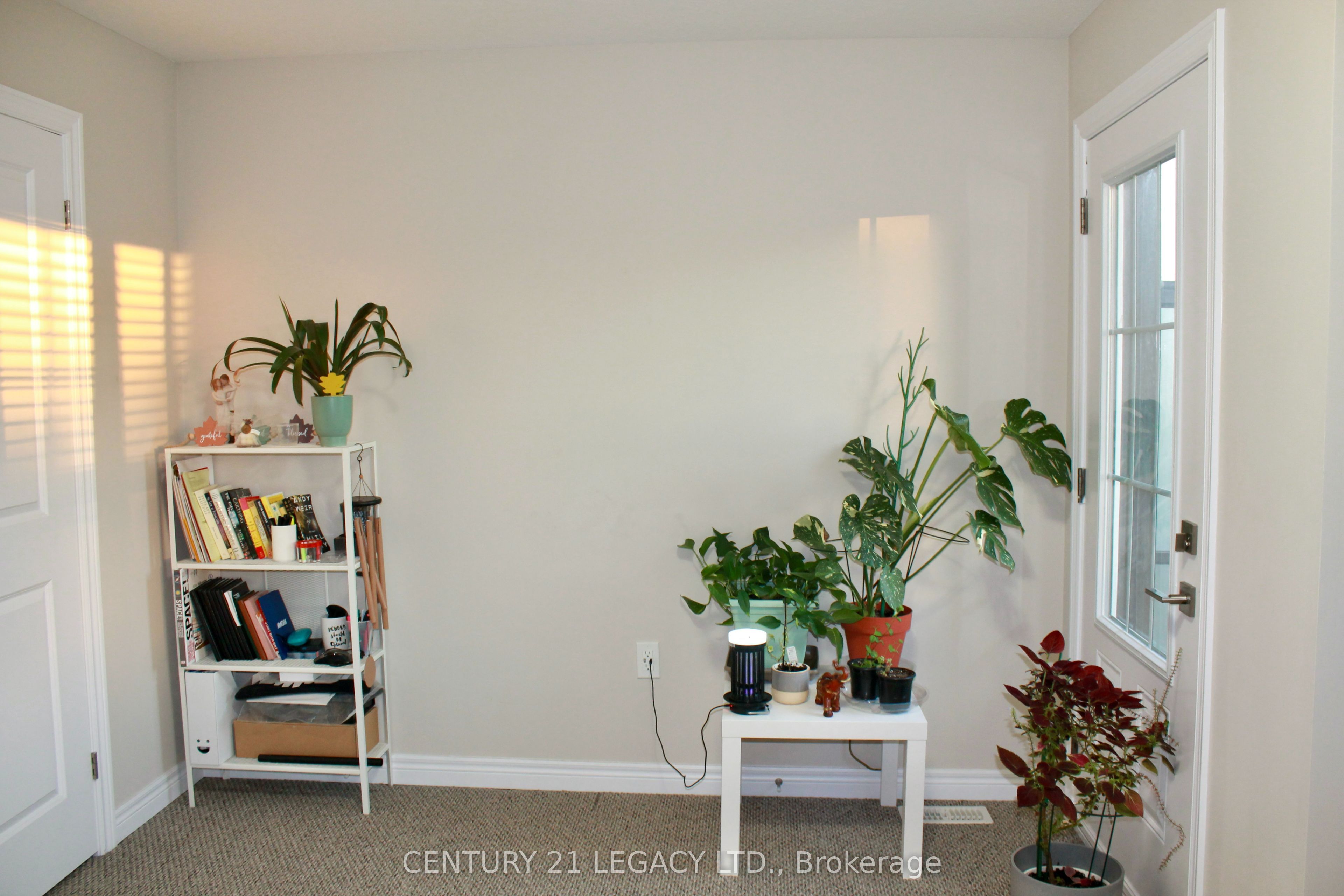 445 Ontario Street E 54 Property Photo 13