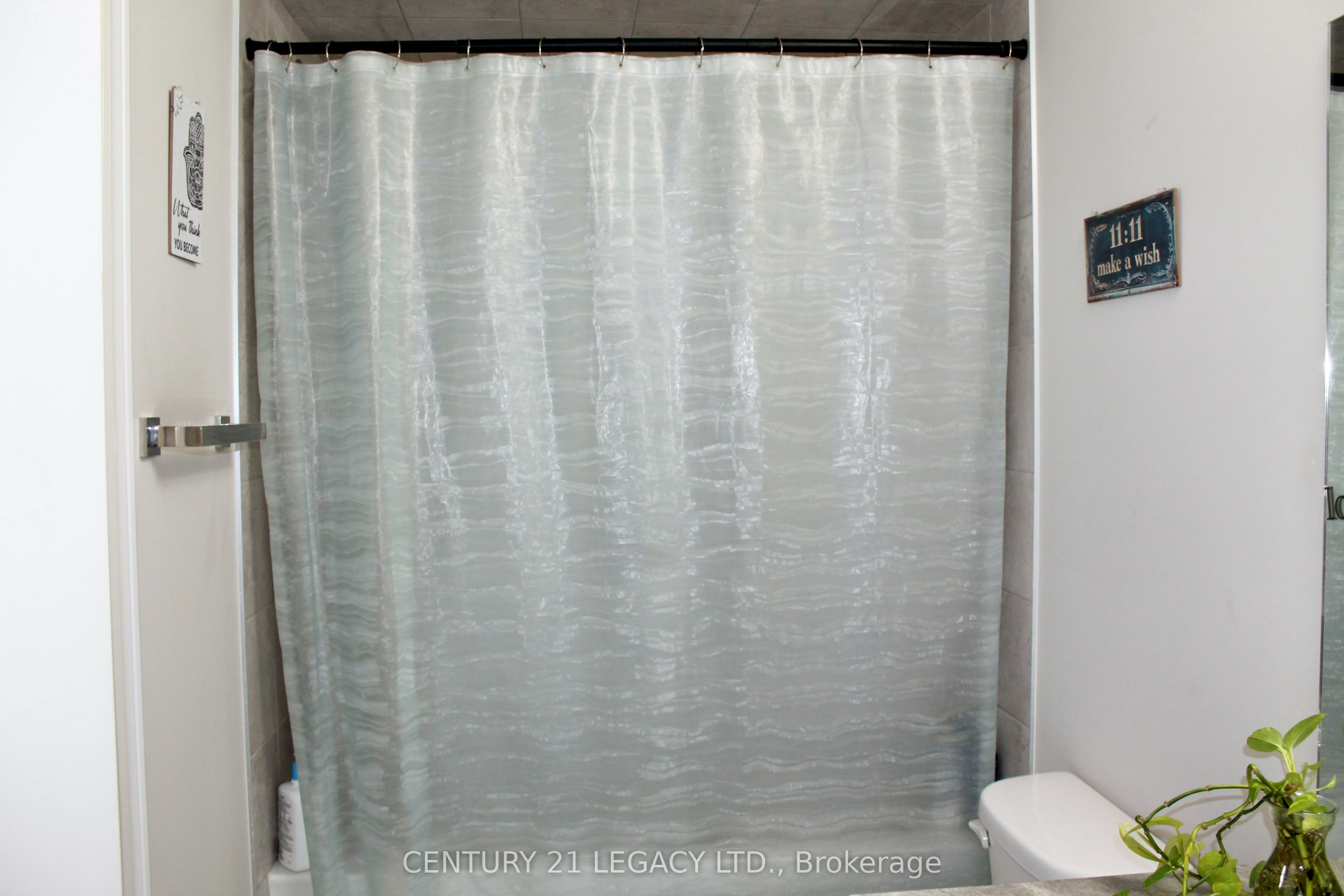 445 Ontario Street E 54 Property Photo 20