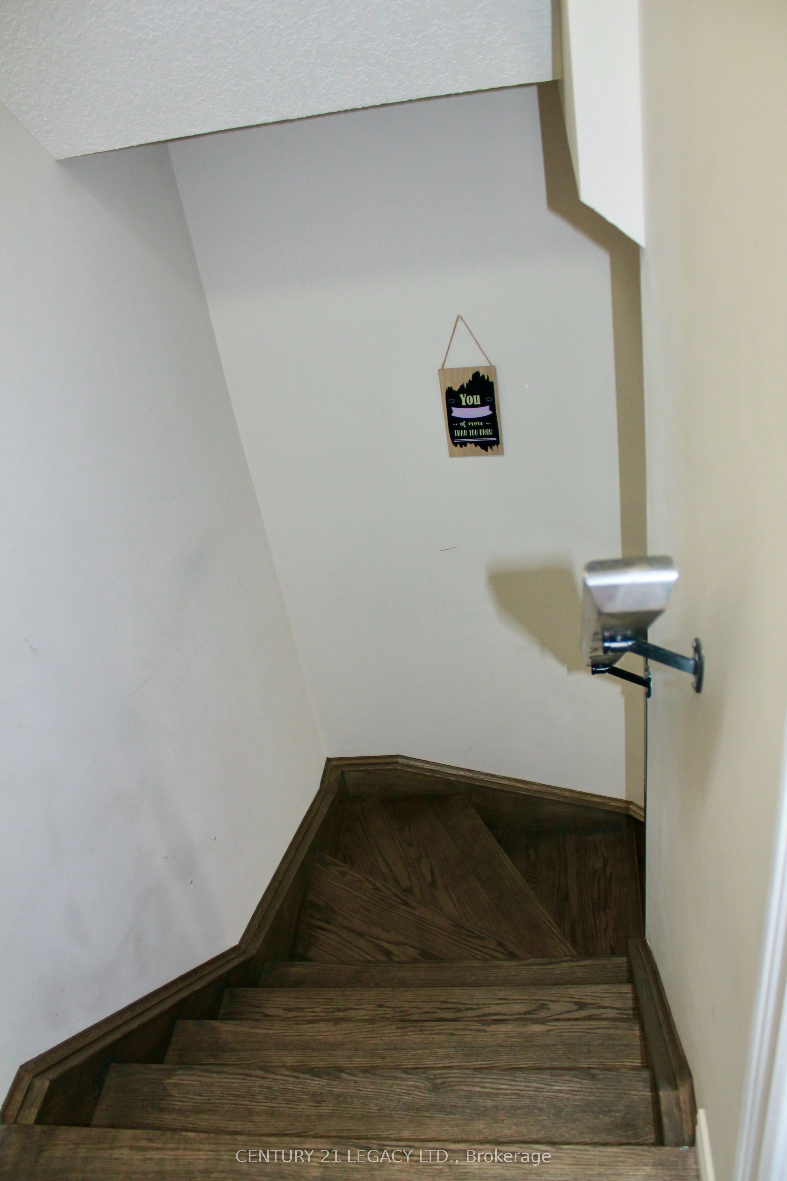 445 Ontario Street E 54 Property Photo 25