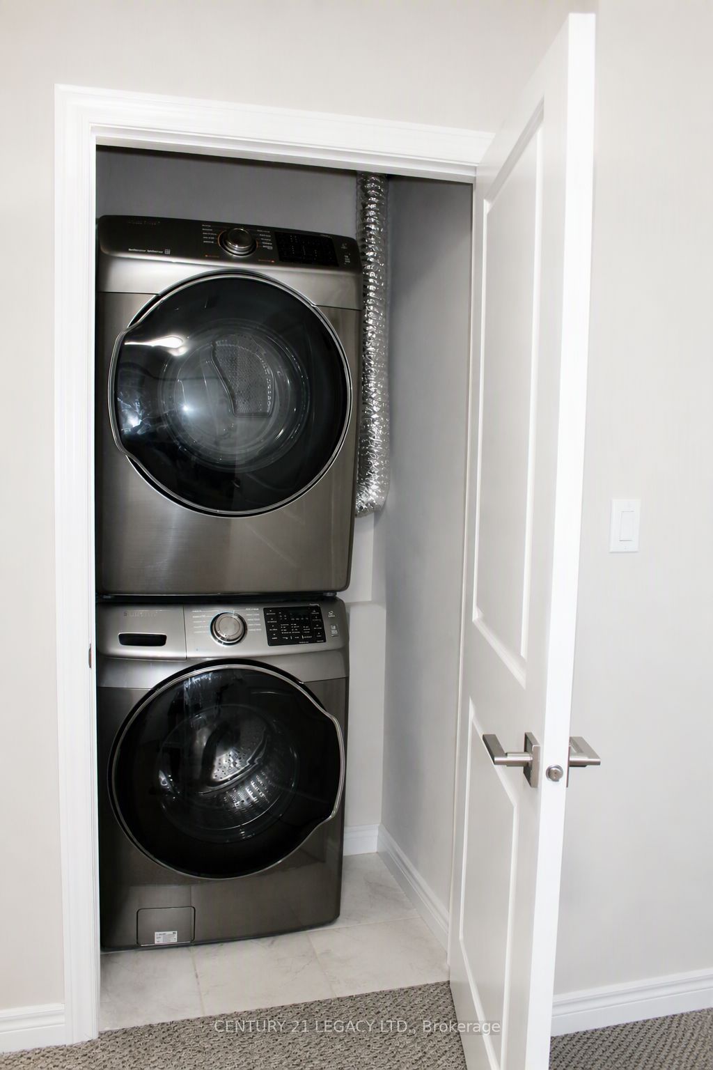 445 Ontario Street E 54 Property Photo 29