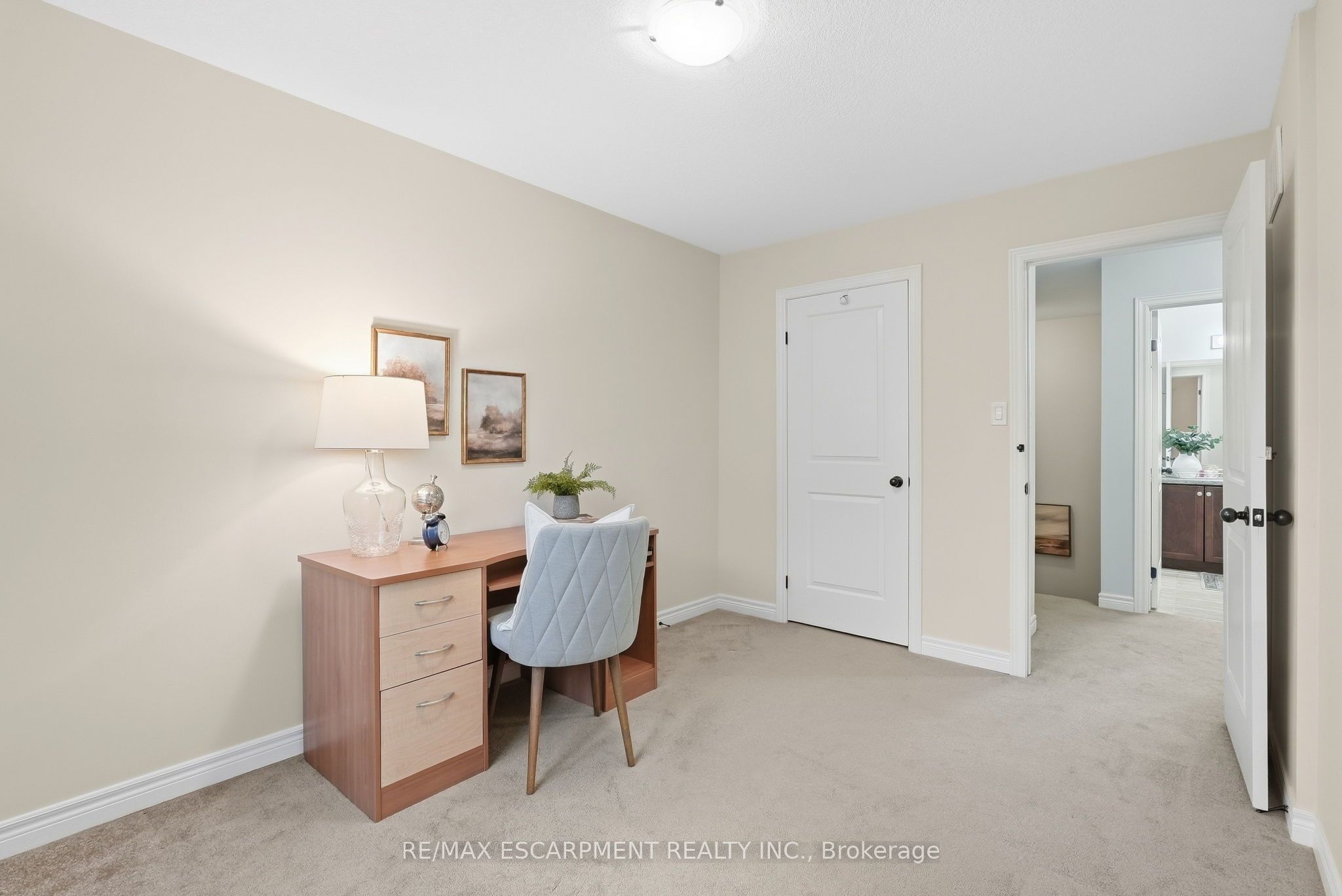 181 Plains Road W 49 Property Photo 30
