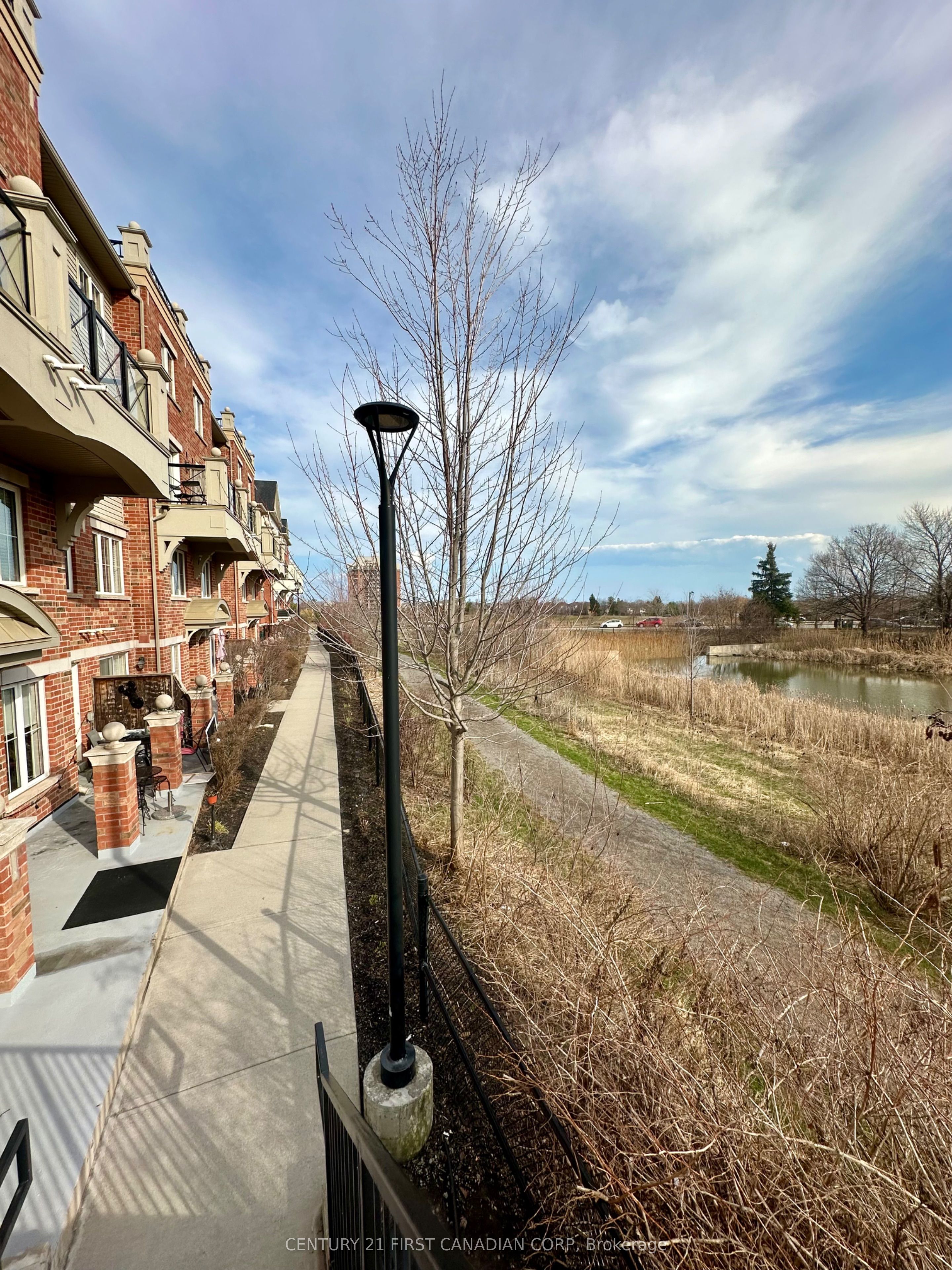 35 Hays Boulevard 2 Property Photo 23