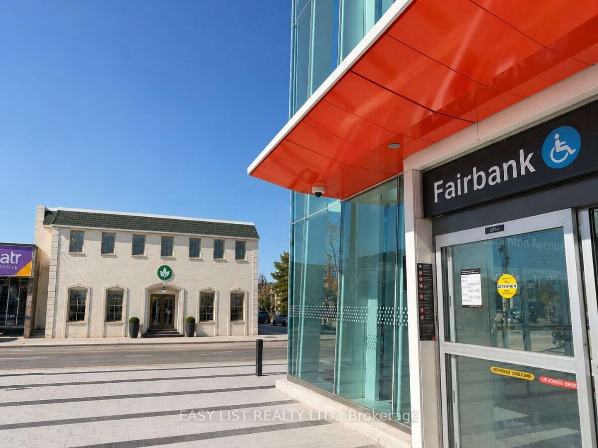 1812 Eglinton Avenue W 1 Property Photo 7