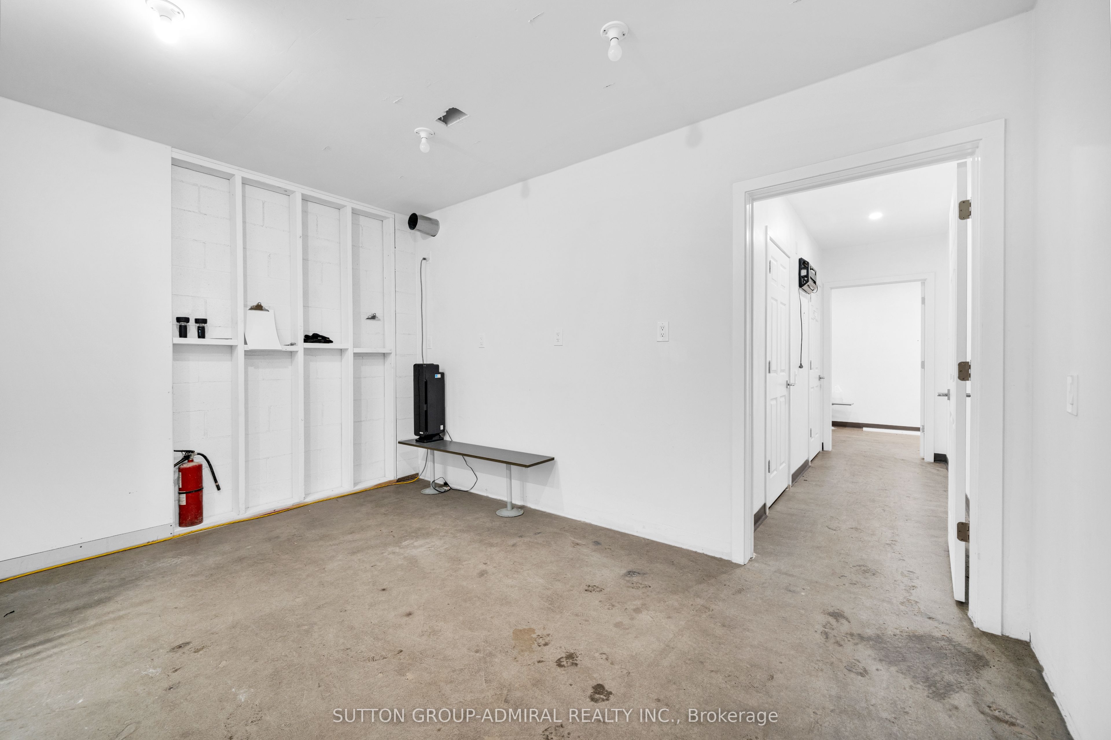70 Vanley Crescent 3 Property Photo 4