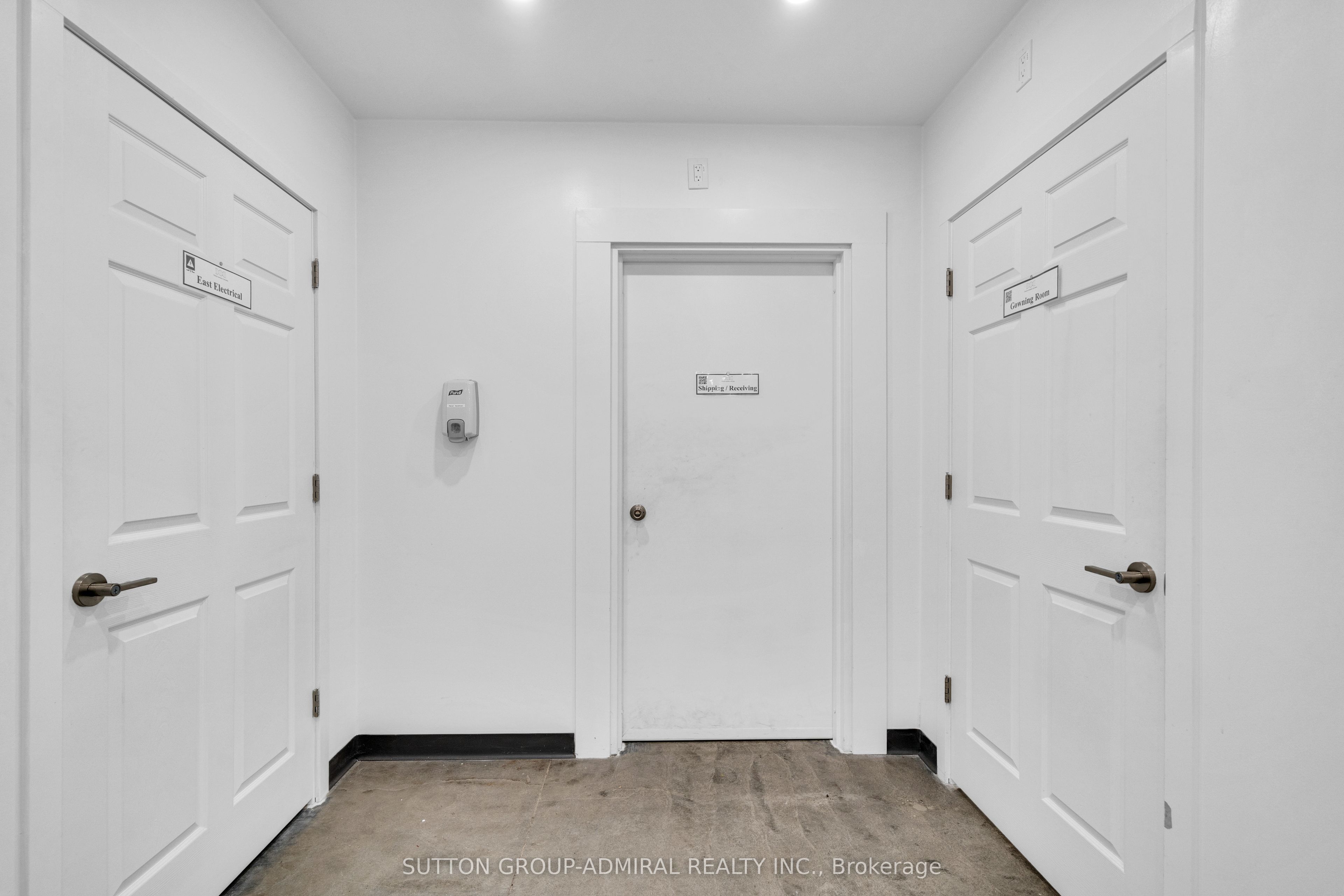70 Vanley Crescent 3 Property Photo 9