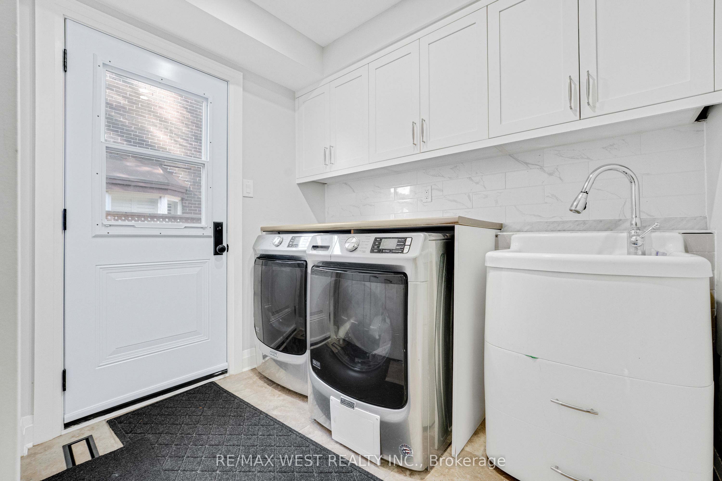 1136 Goodson Crescent Property Photo 15