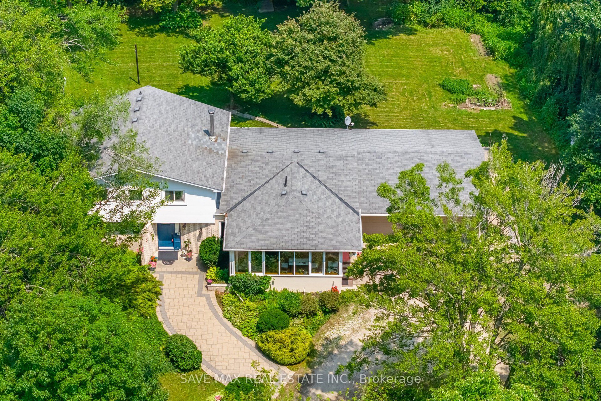 14411 Innis Lake Road Property Photo 1