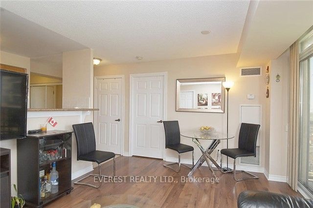 700 Humberwood Boulevard 2126 Property Photo 9