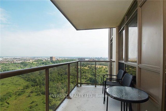 700 Humberwood Boulevard 2126 Property Photo 10