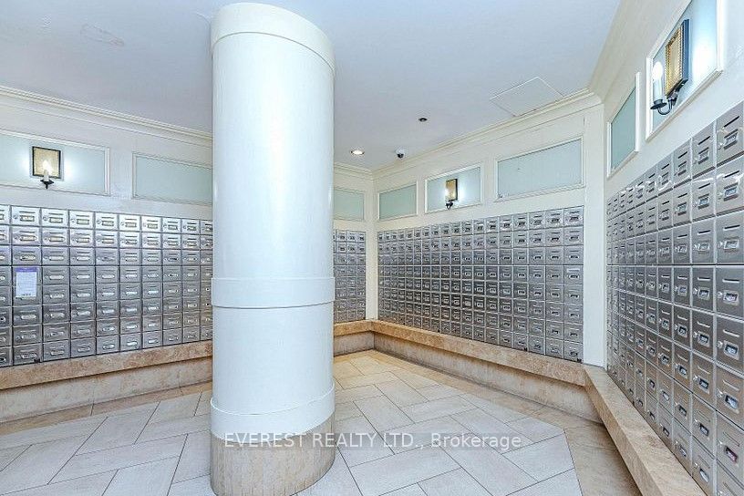 700 Humberwood Boulevard 2126 Property Photo 16