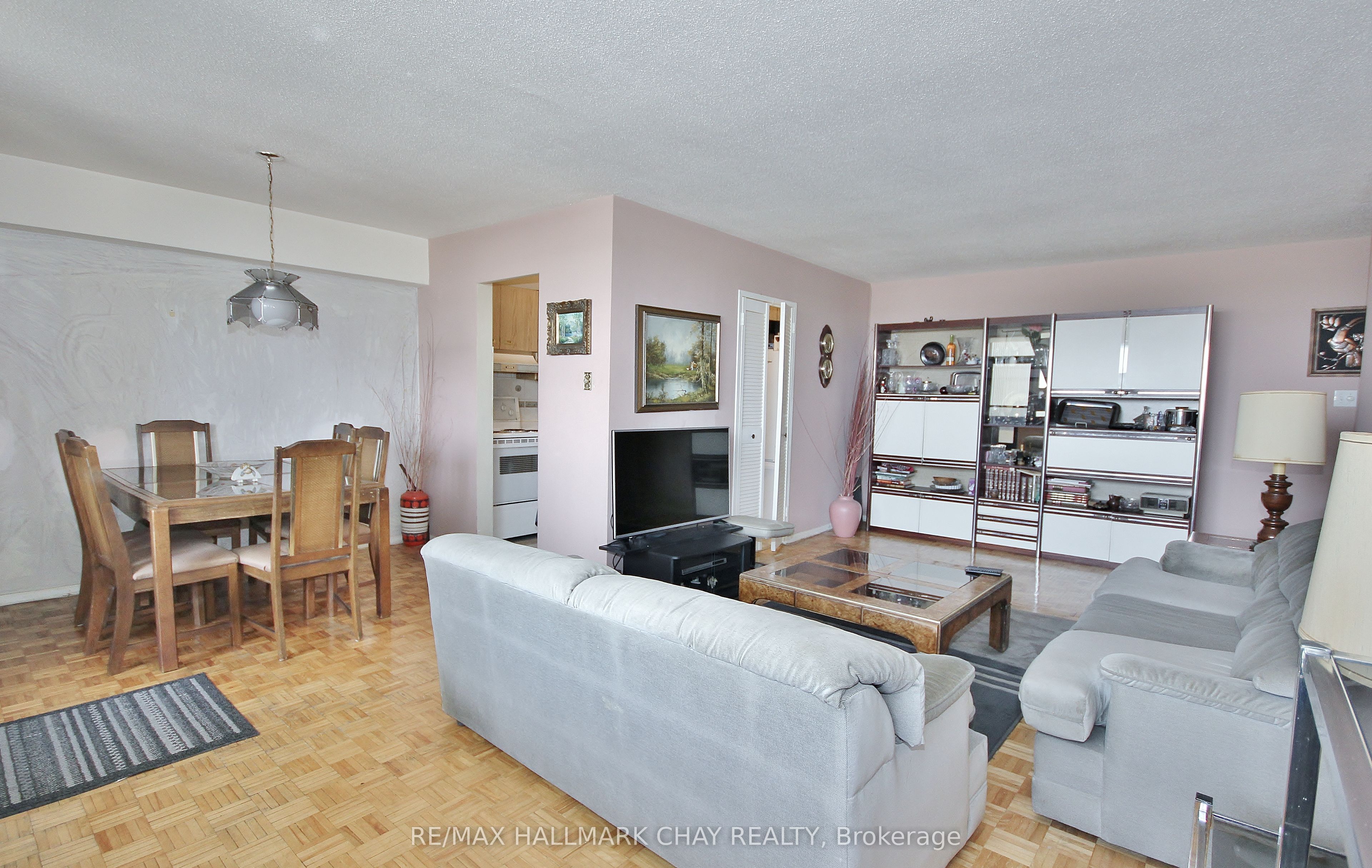 1455 Lawrence Avenue W 1707 Property Photo 4