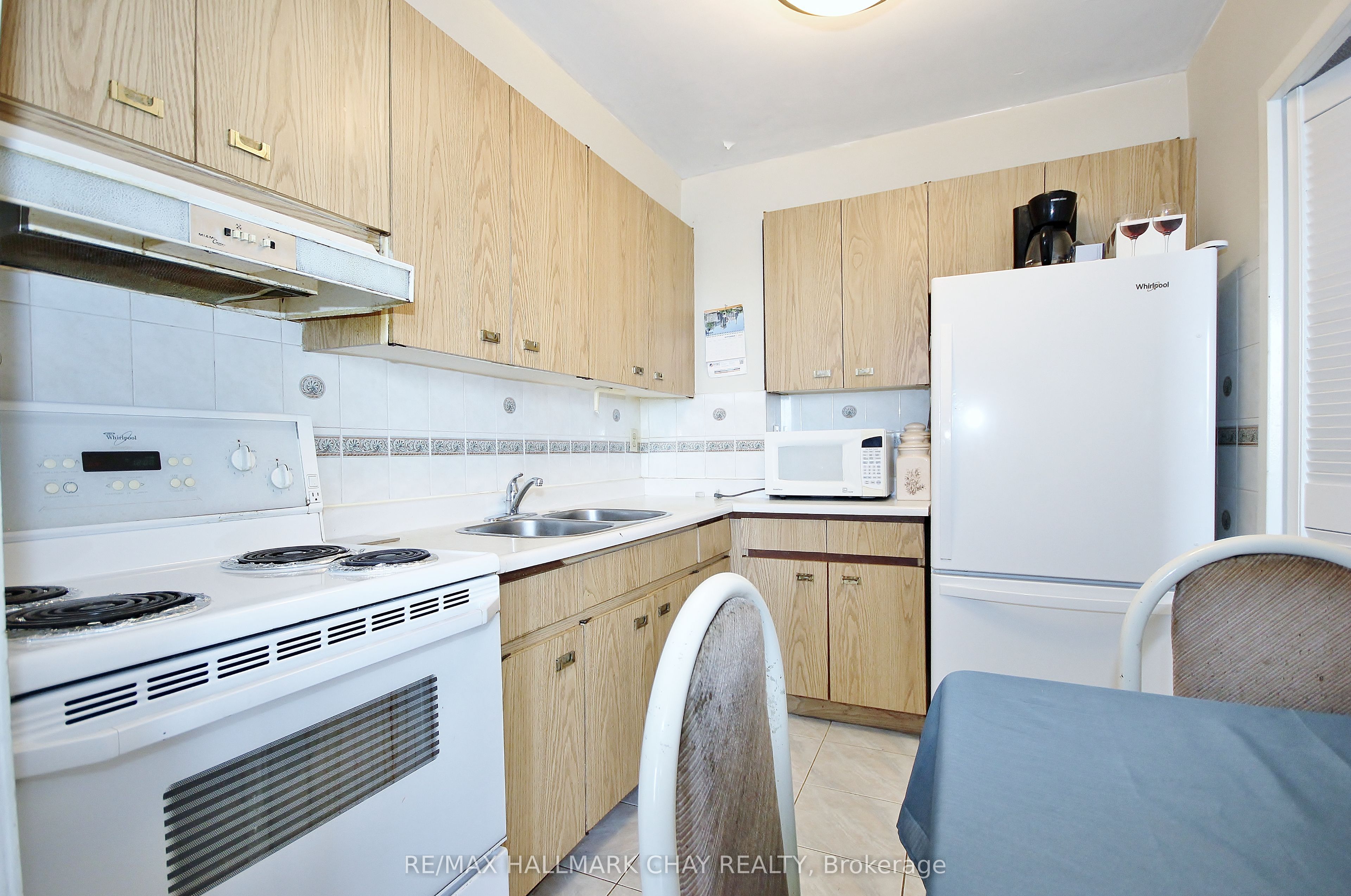1455 Lawrence Avenue W 1707 Property Photo 8