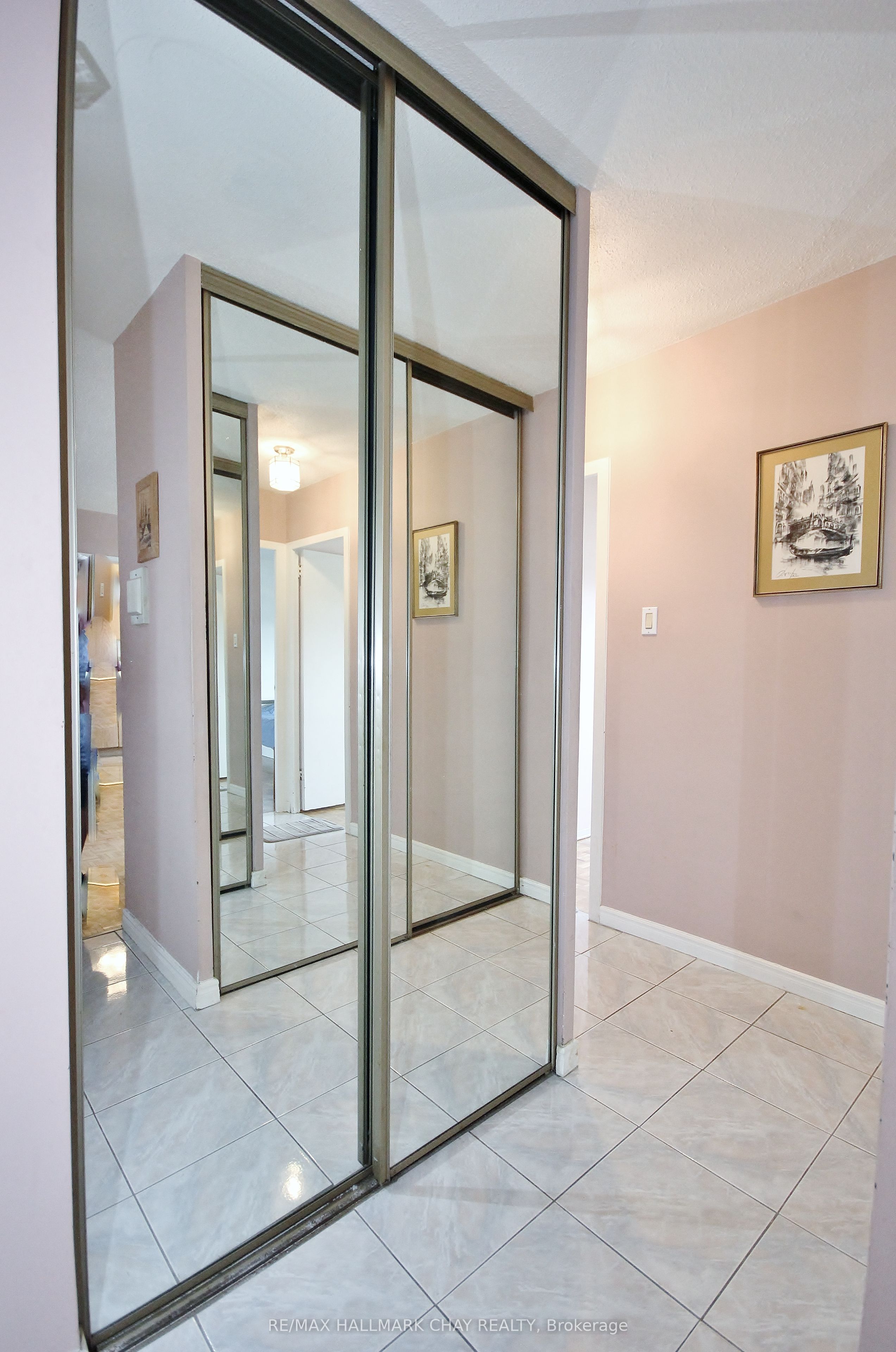 1455 Lawrence Avenue W 1707 Property Photo 11