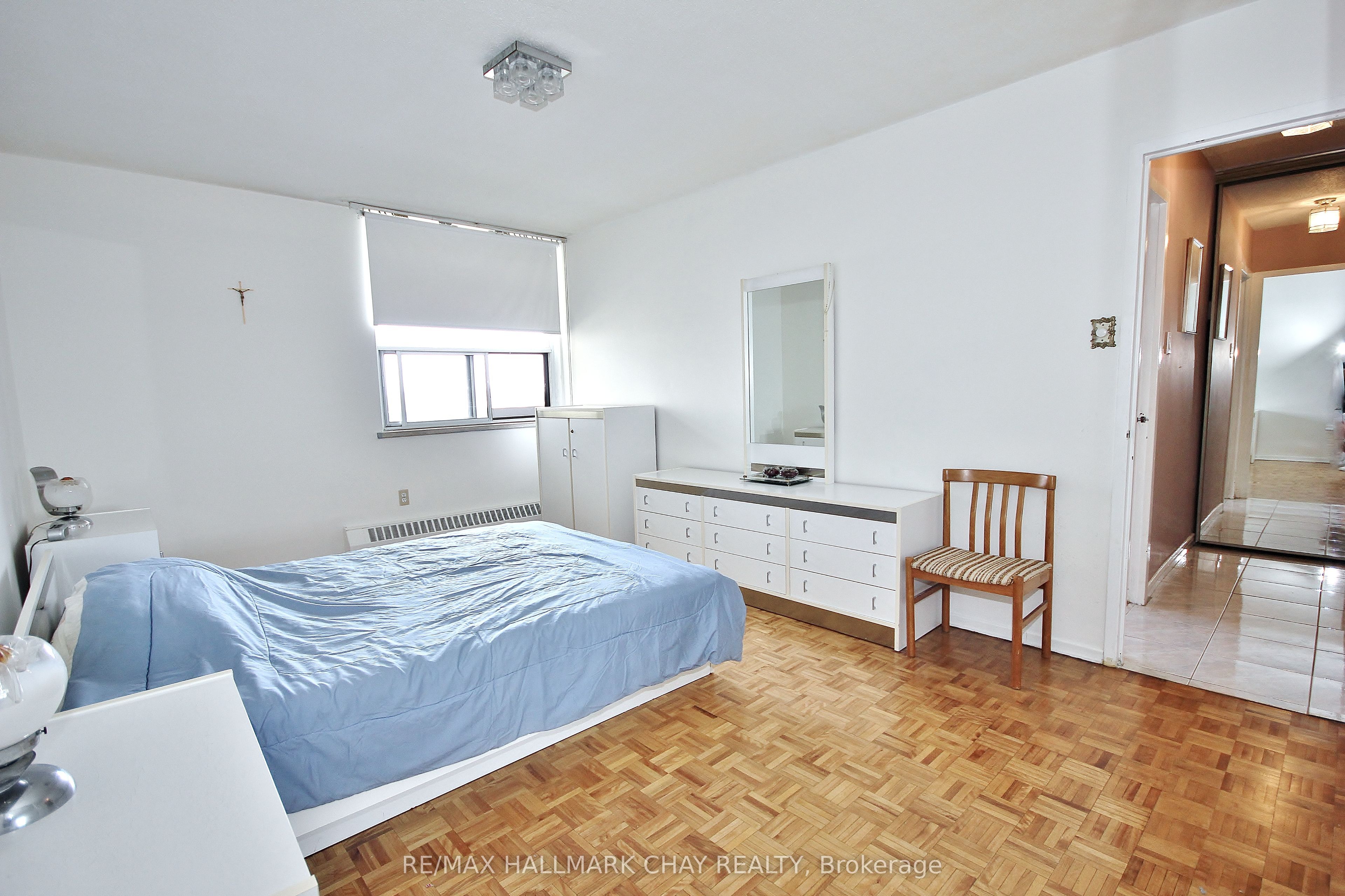 1455 Lawrence Avenue W 1707 Property Photo 13