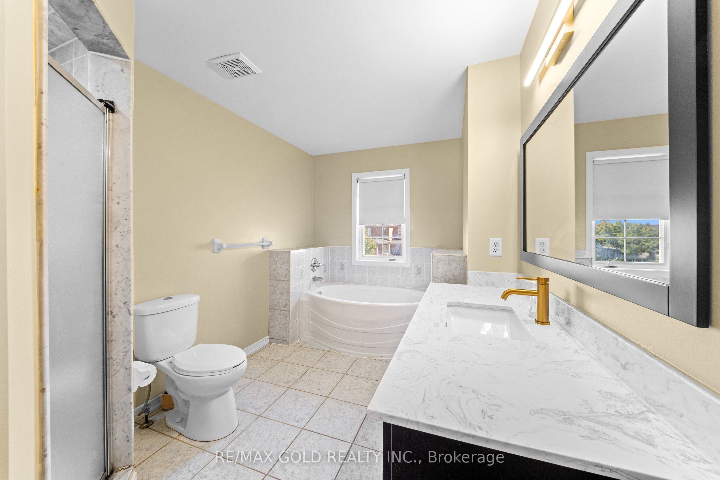 4 Australia Drive Property Photo 33