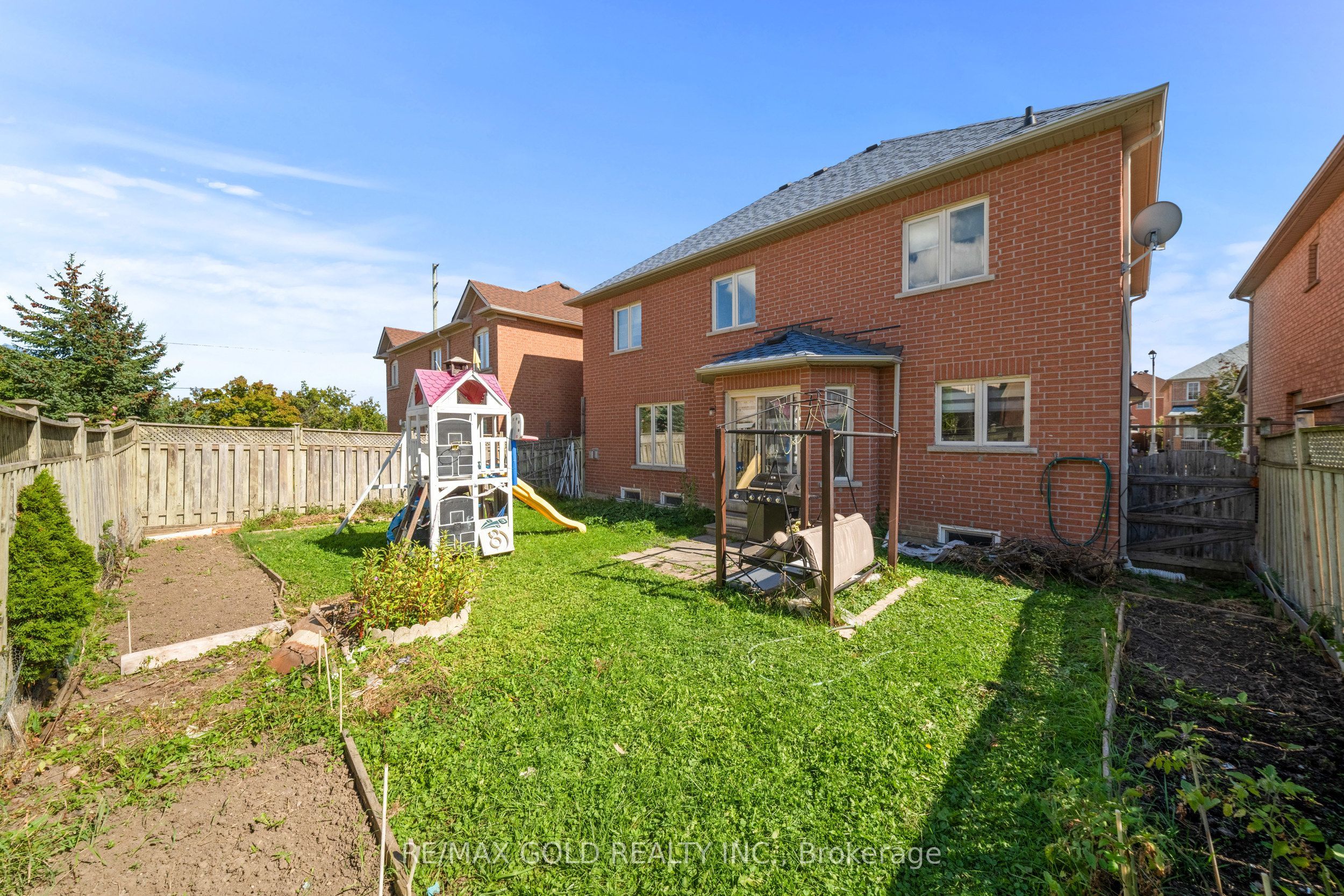 4 Australia Drive Property Photo 43