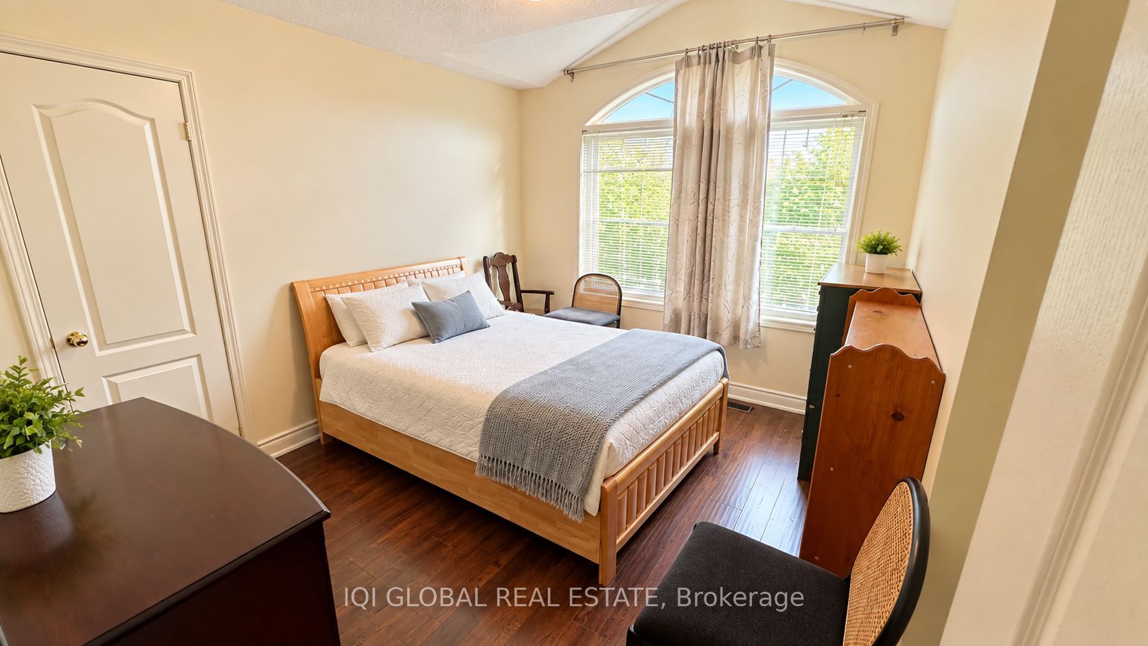 3088 Portree Crescent Property Photo 10