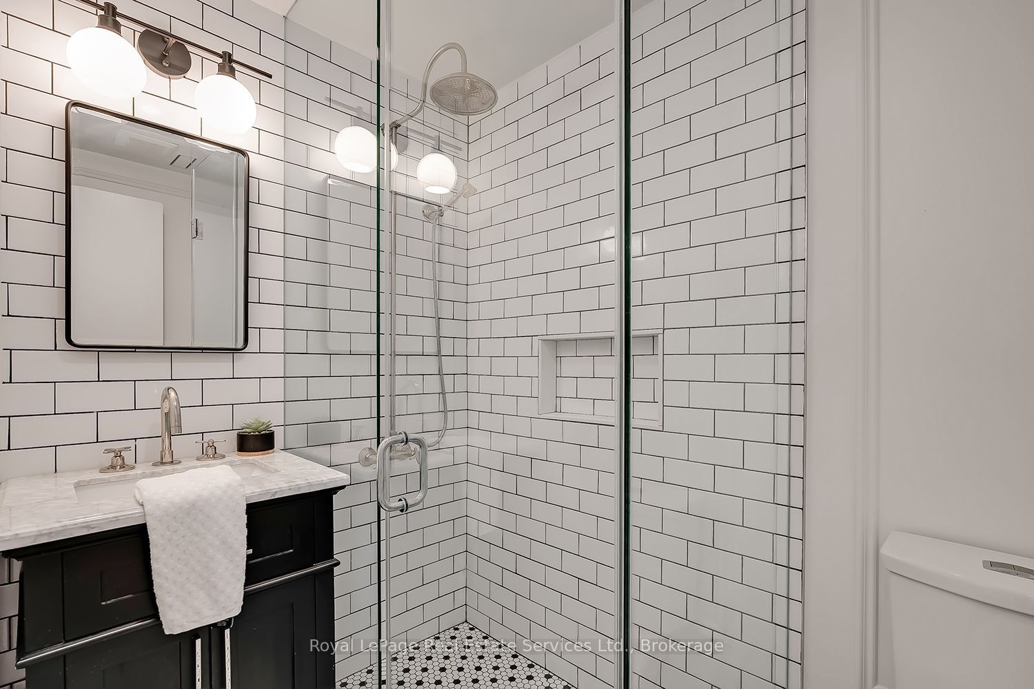 65 Normandy Place Property Photo 18