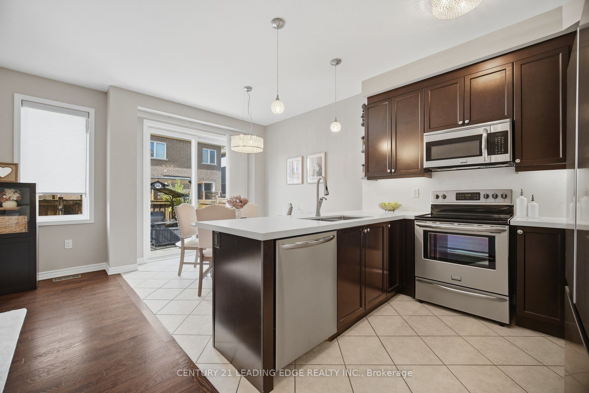 545 Gibson Crescent Property Photo 9