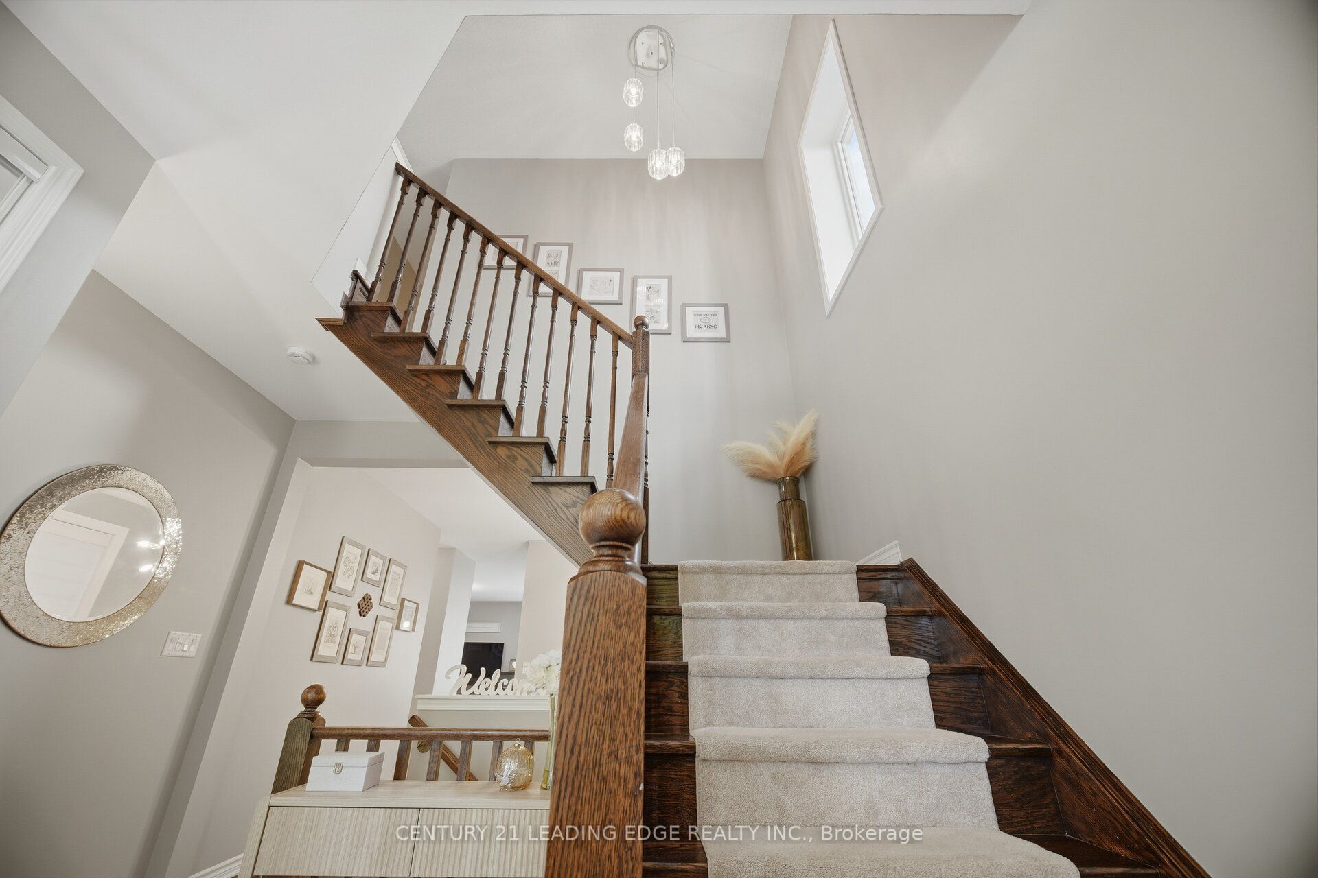 545 Gibson Crescent Property Photo 16