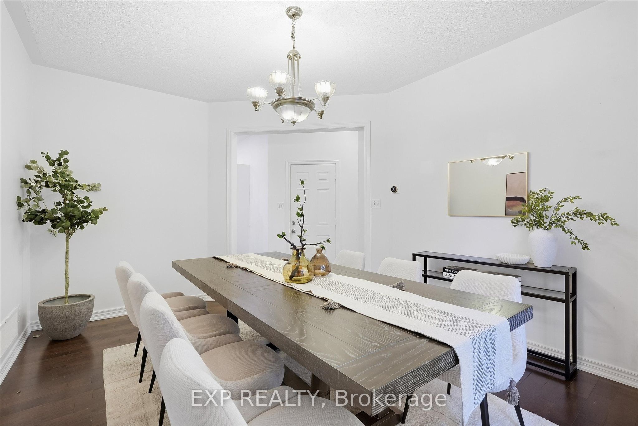 1046 Agram Drive Property Photo 22