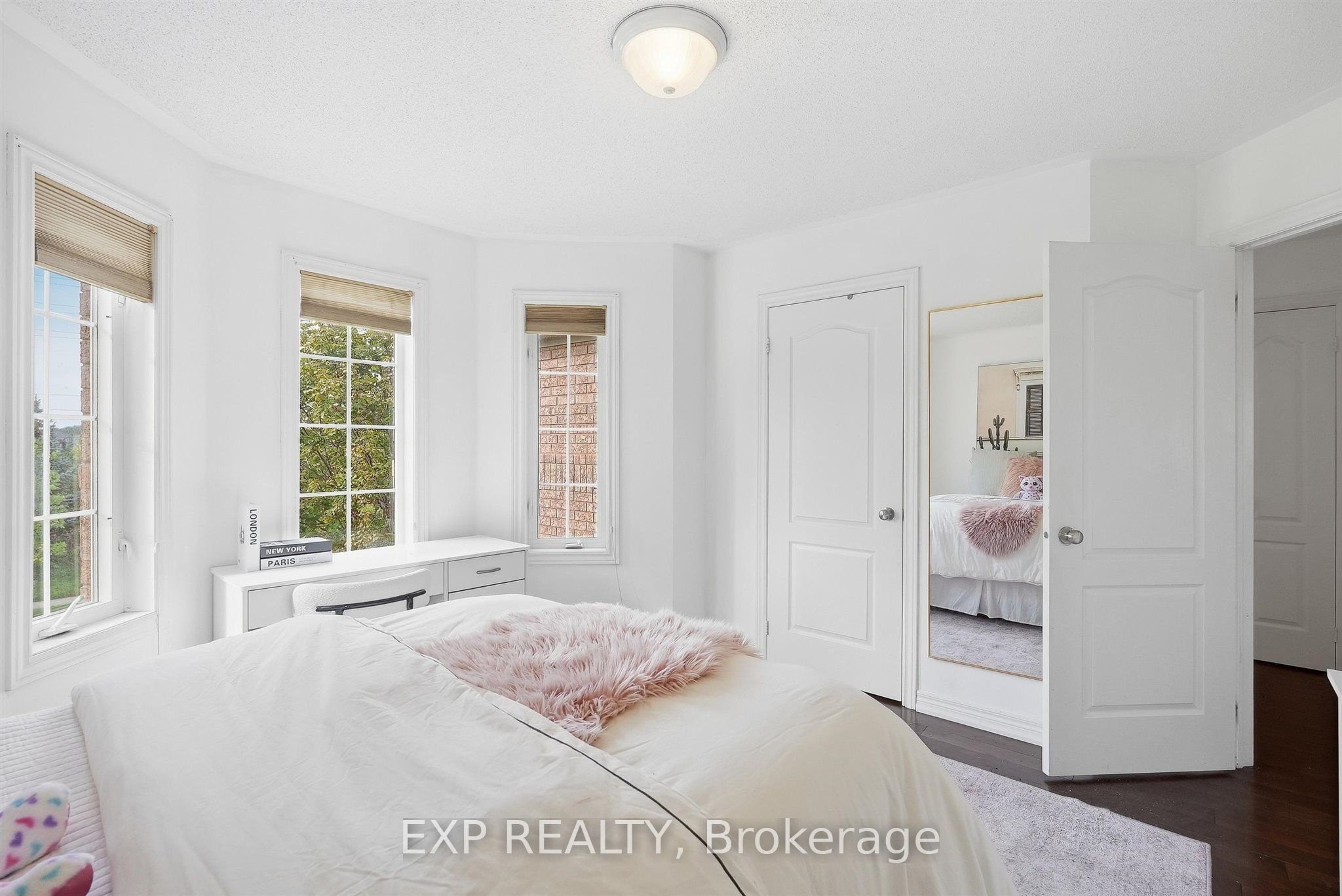 1046 Agram Drive Property Photo 37