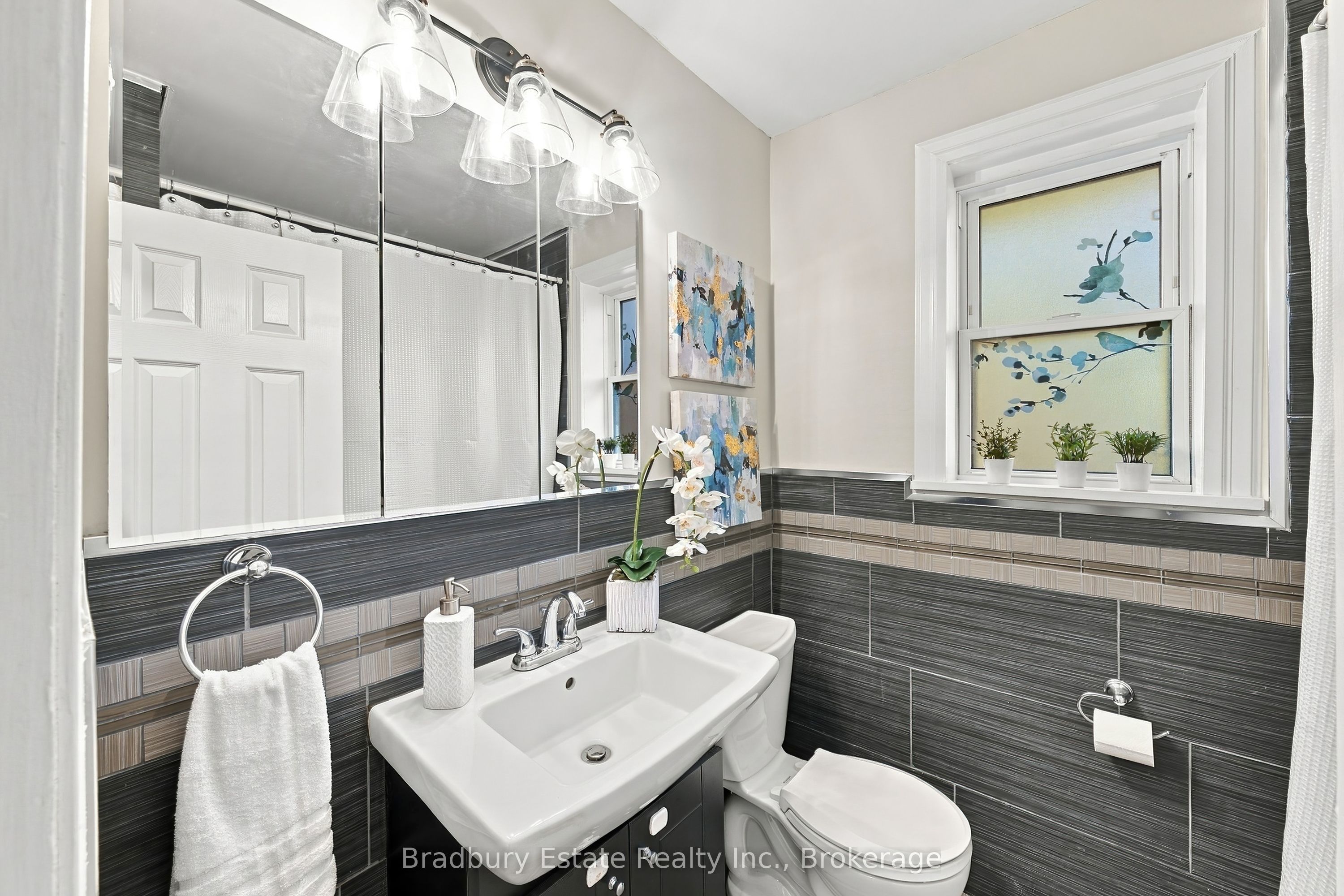 2301 Barclay Road Property Photo 23