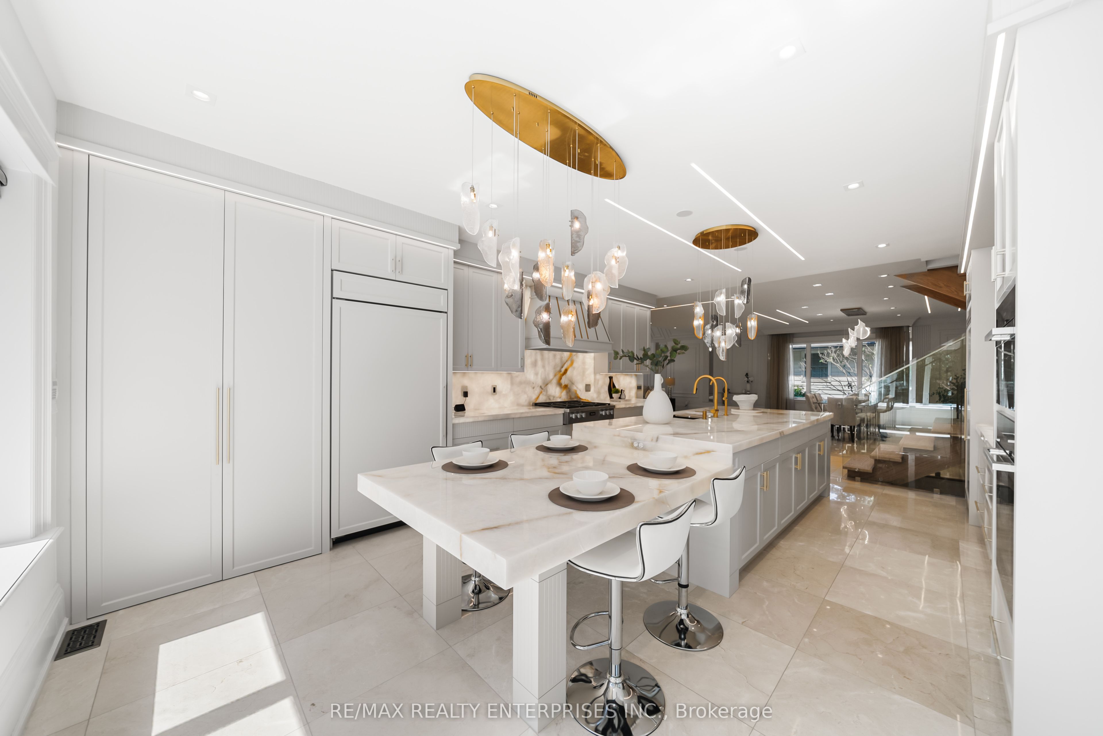 3168 Lakeshore Road W Property Photo 18