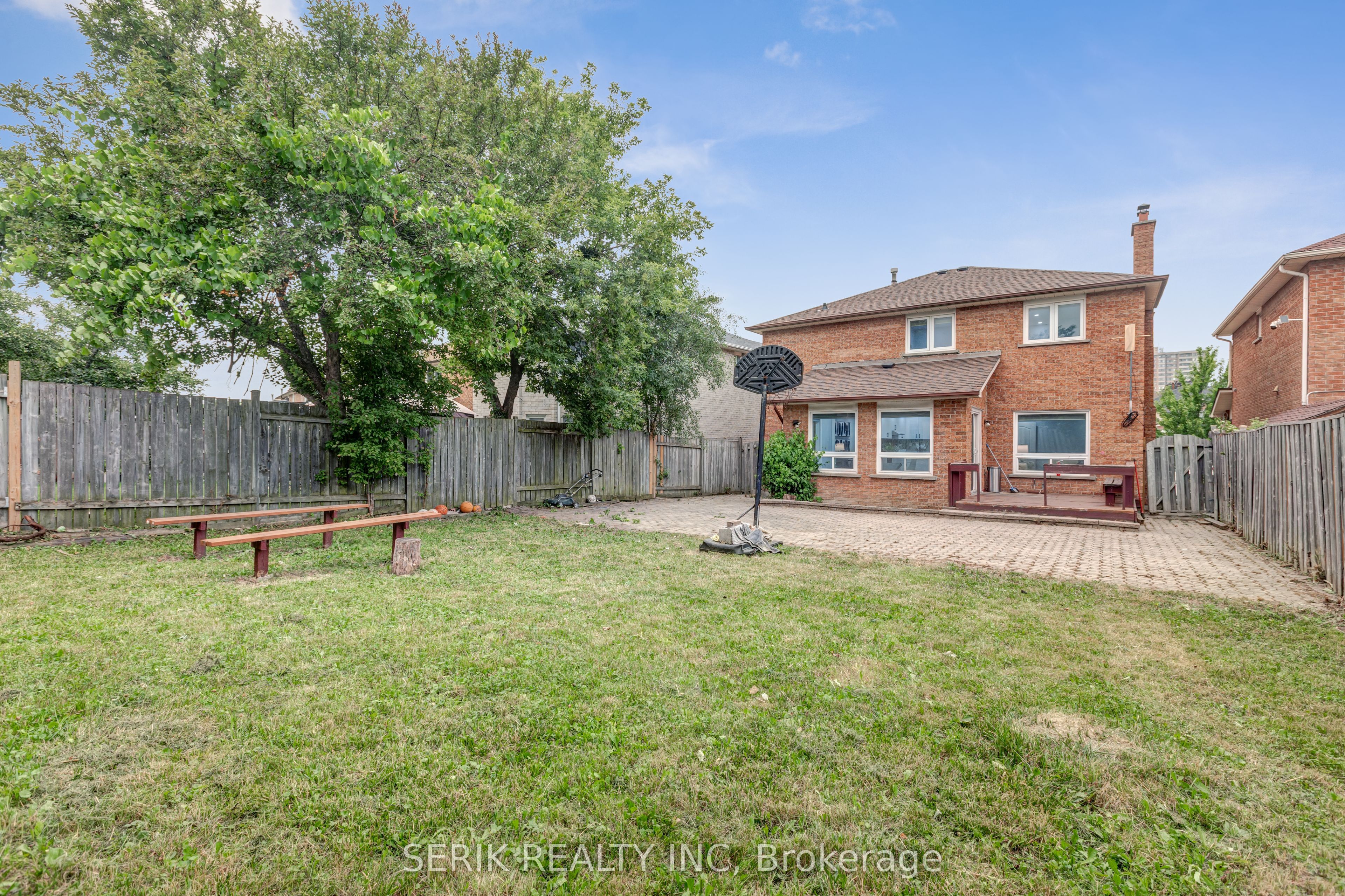 110 Havelock Drive Property Photo 32