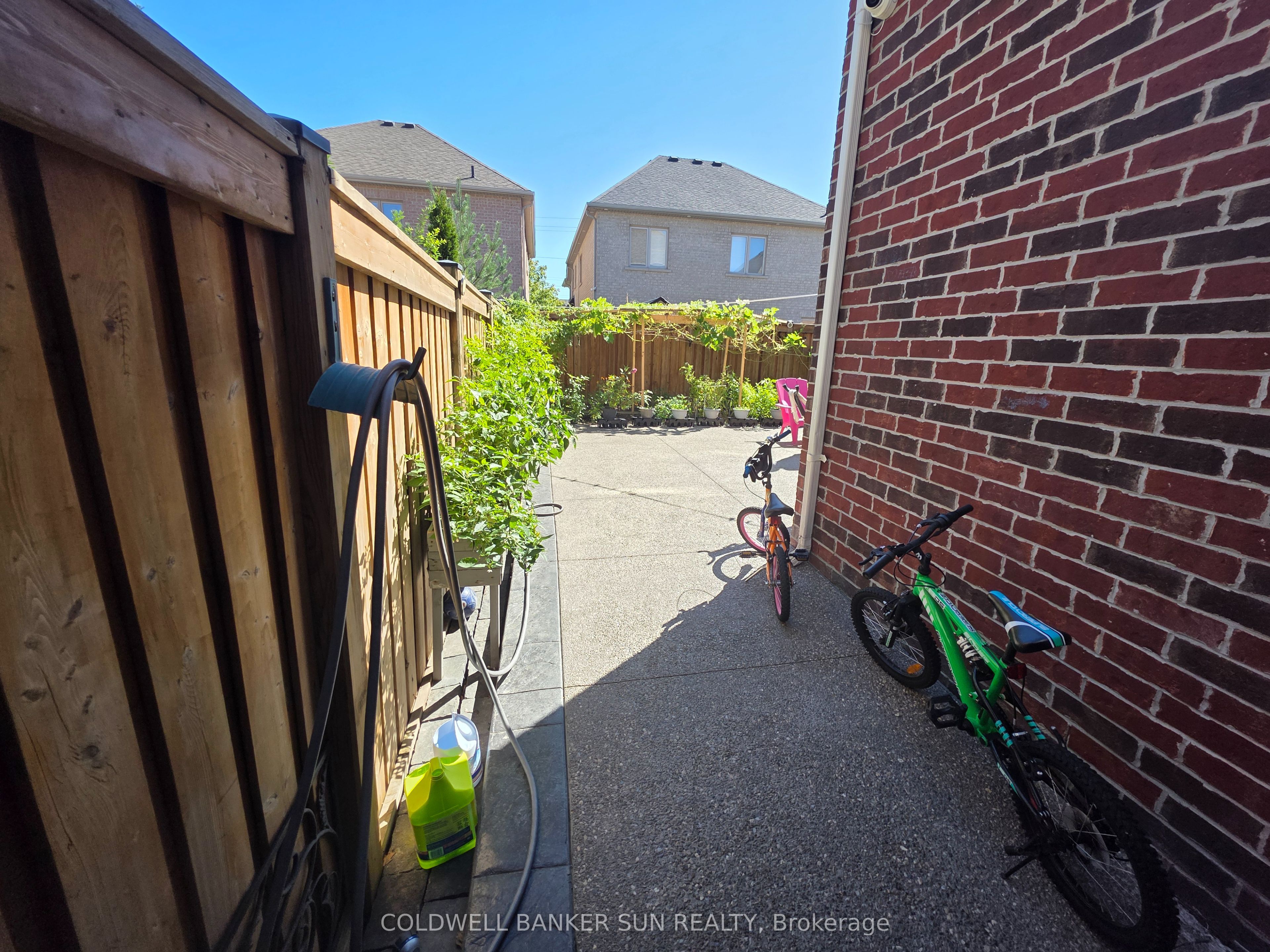 76 Cedarholme Avenue Property Photo 48