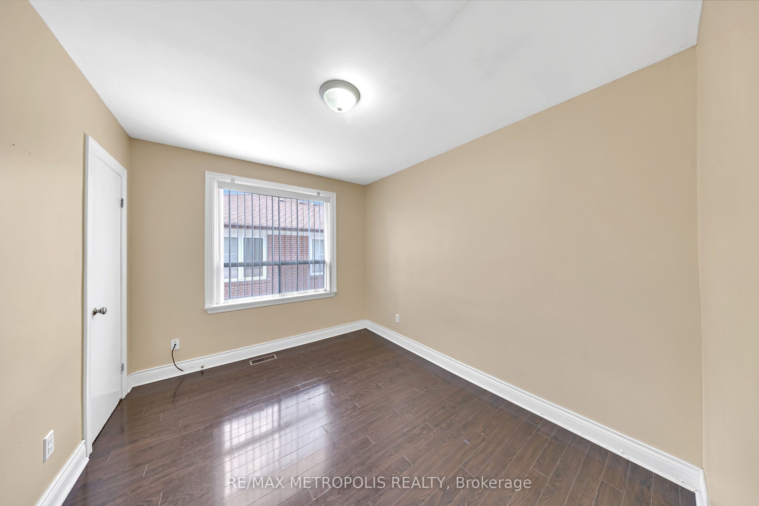 147 Vodden Street E Main Property Photo 13